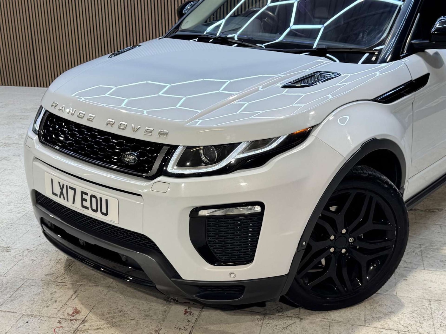 Used Land Rover Range Rover Evoque 2017 for sale - 77101107: Photo 38