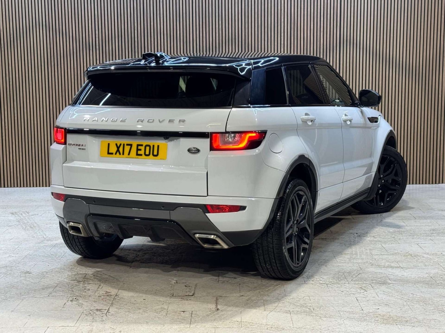 Used Land Rover Range Rover Evoque 2017 for sale - 77101107: Photo 5
