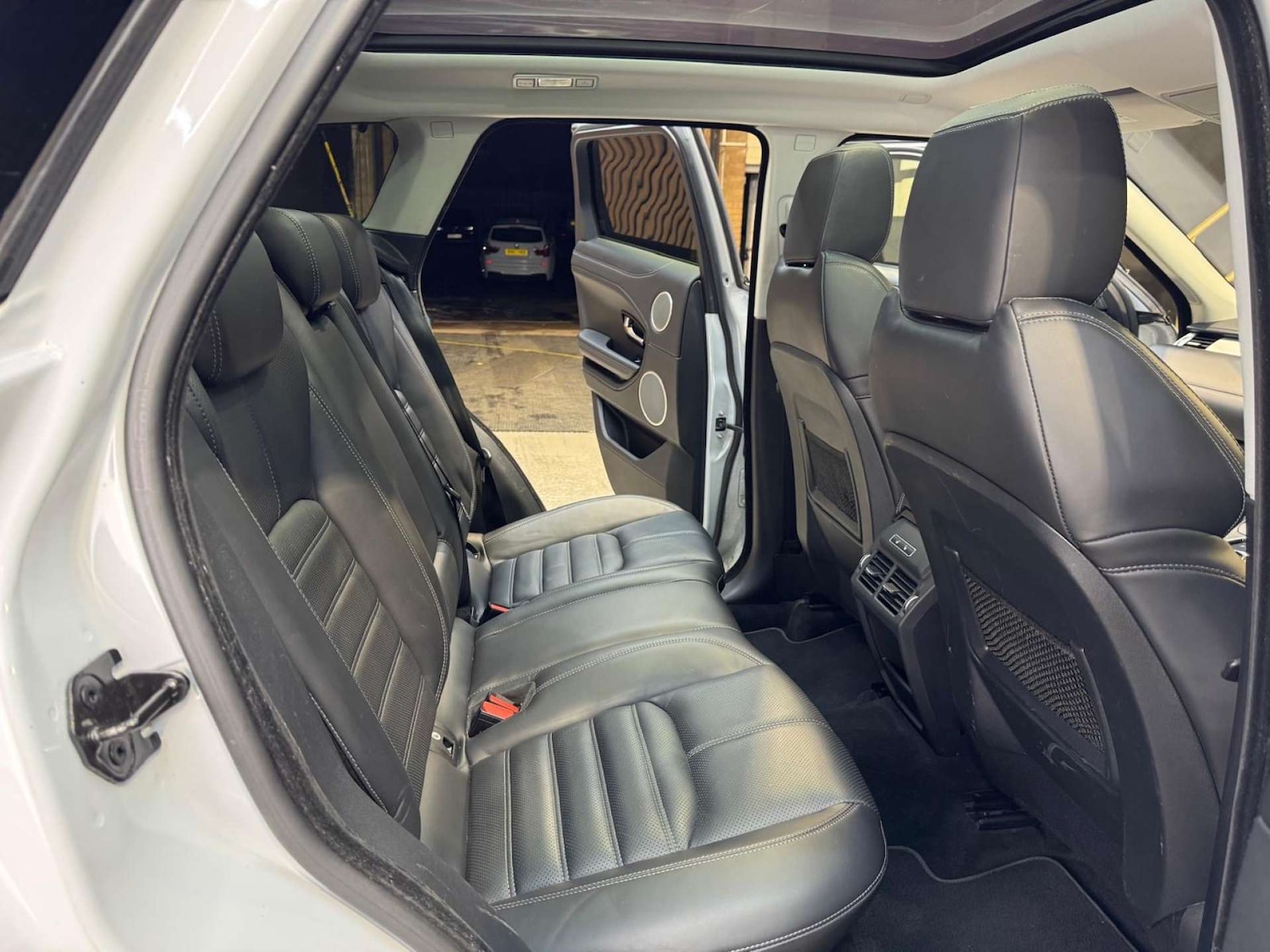 Used Land Rover Range Rover Evoque 2017 for sale - 77101107: Photo 65