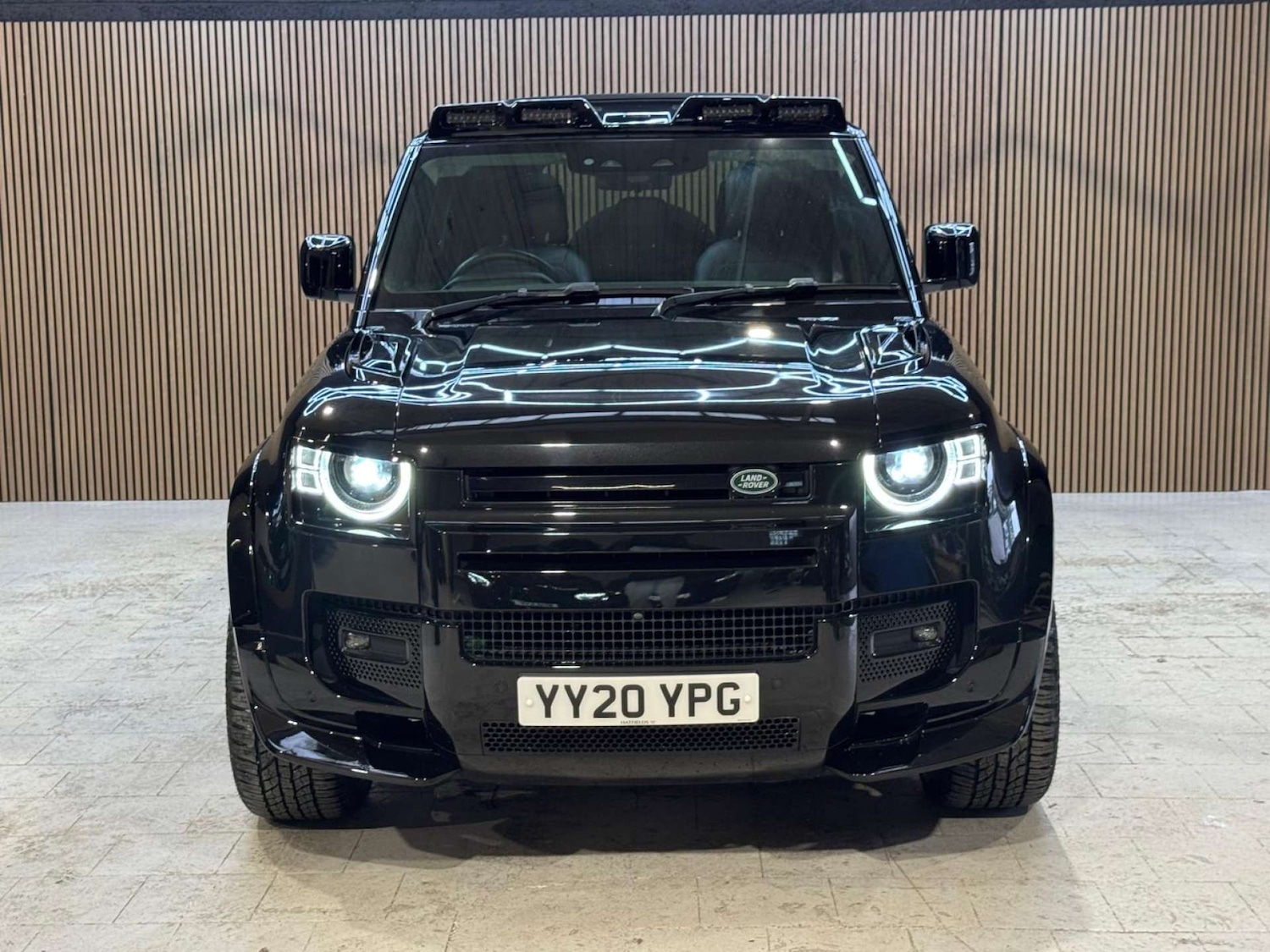 Used Land Rover Defender 2020 for sale - 77765794: Photo 43