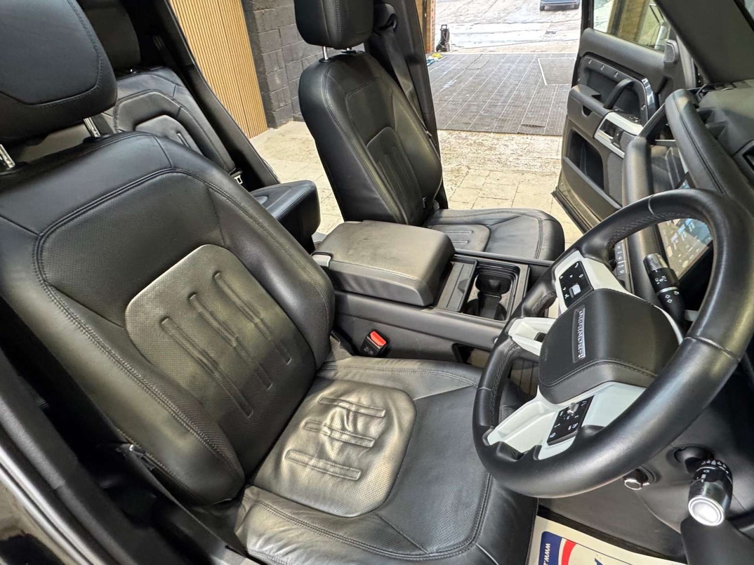 Used Land Rover Defender 2020 for sale - 77765794: Photo 48