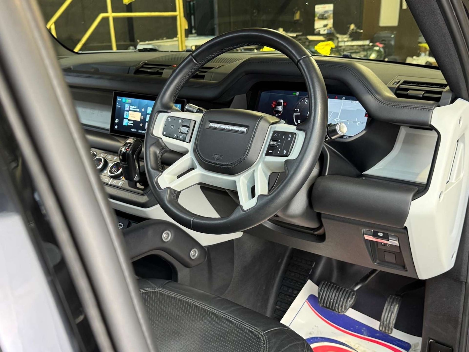 Used Land Rover Defender 2020 for sale - 77765794: Photo 51