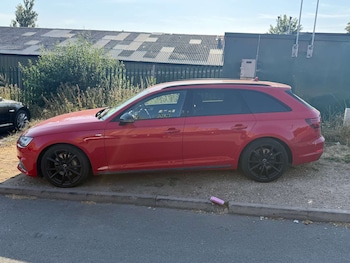 Used Audi A4 2018 for sale - 79494471: Photo