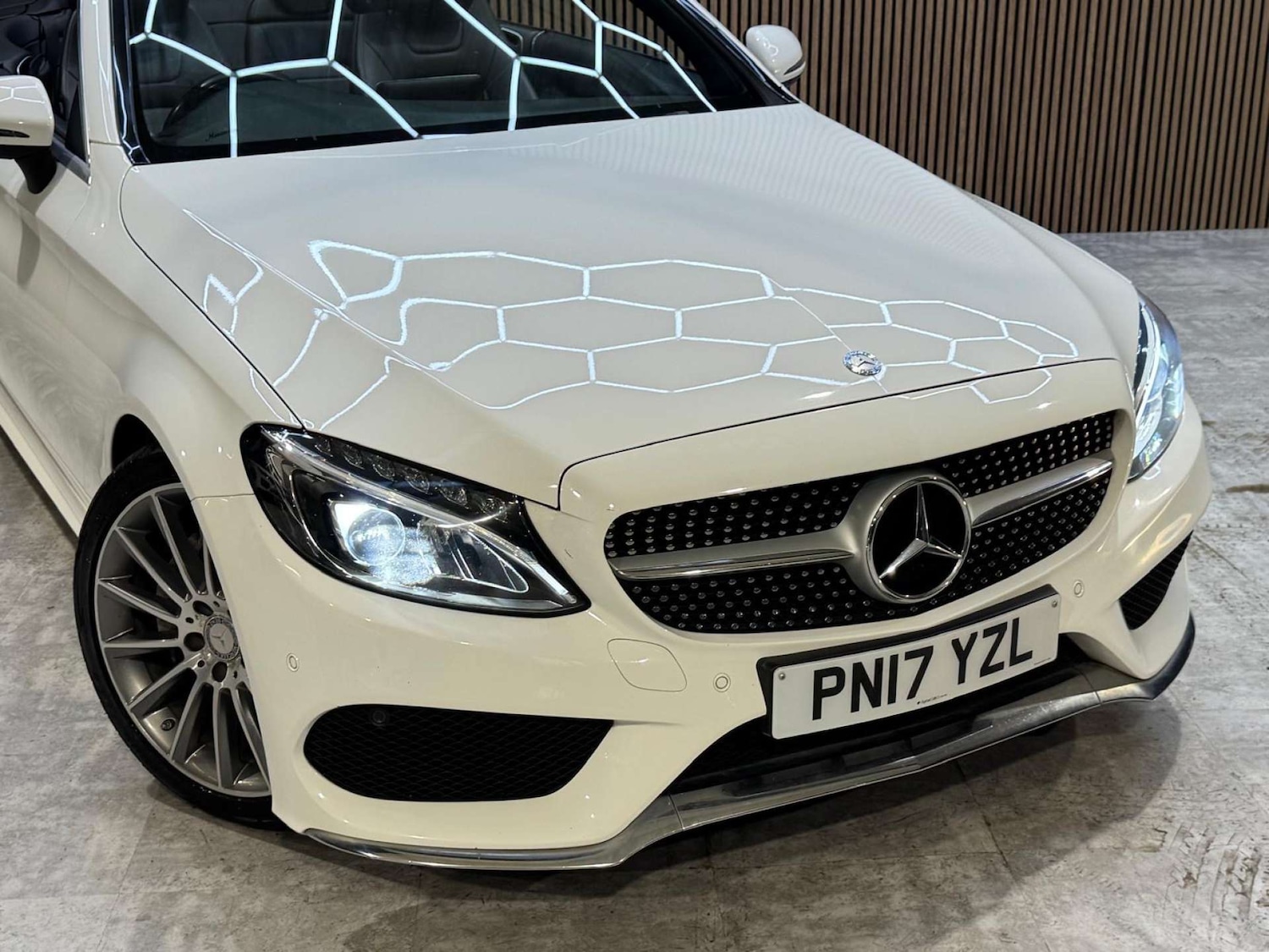 Used Mercedes-Benz C Class 2017 for sale - 77946335: Photo 10