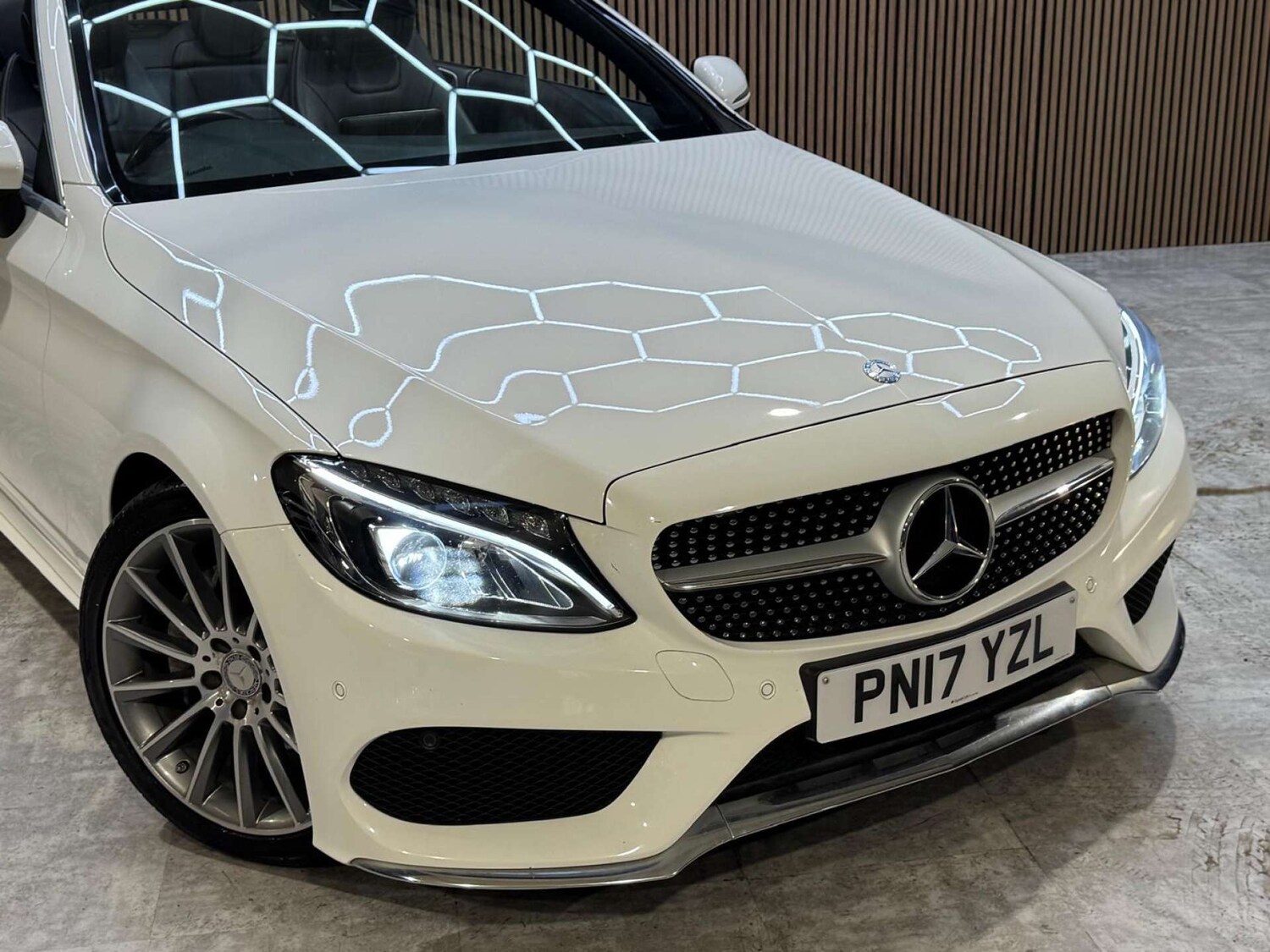 Used Mercedes-Benz C Class 2017 for sale - 77946335: Photo 13