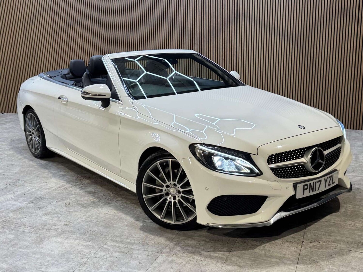 Used Mercedes-Benz C Class 2017 for sale - 77946335: Photo 15