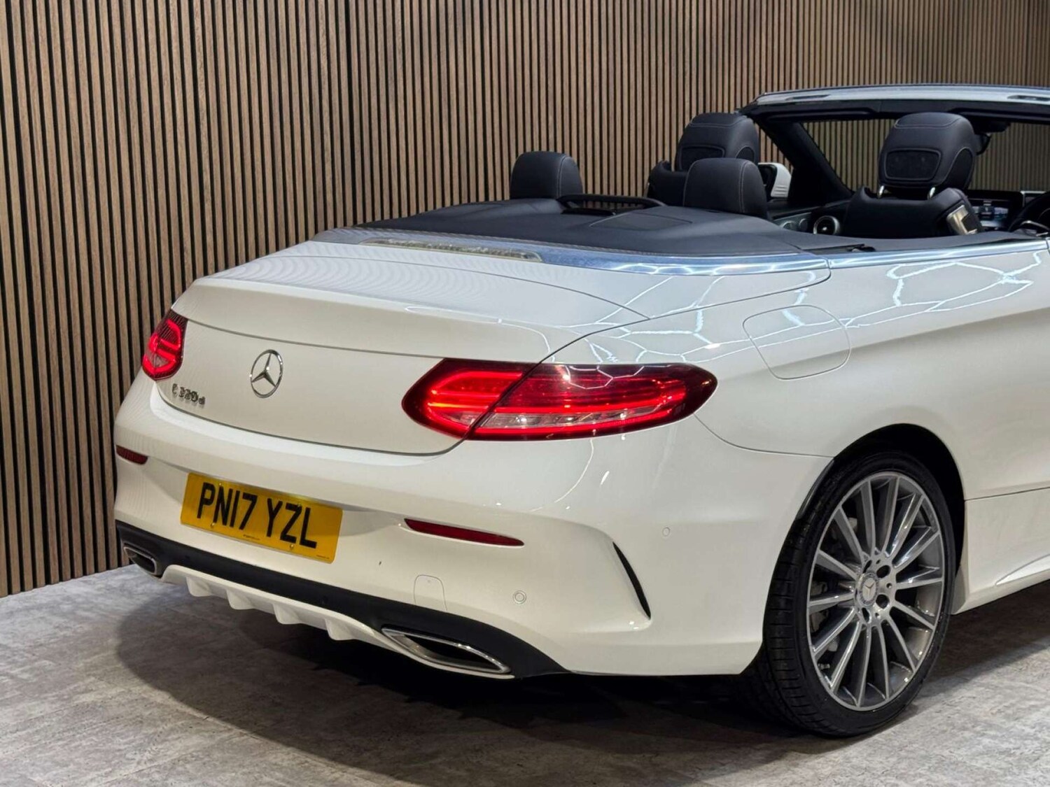 Used Mercedes-Benz C Class 2017 for sale - 77946335: Photo 17