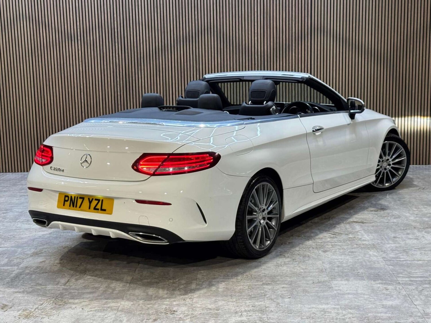 Used Mercedes-Benz C Class 2017 for sale - 77946335: Photo 20