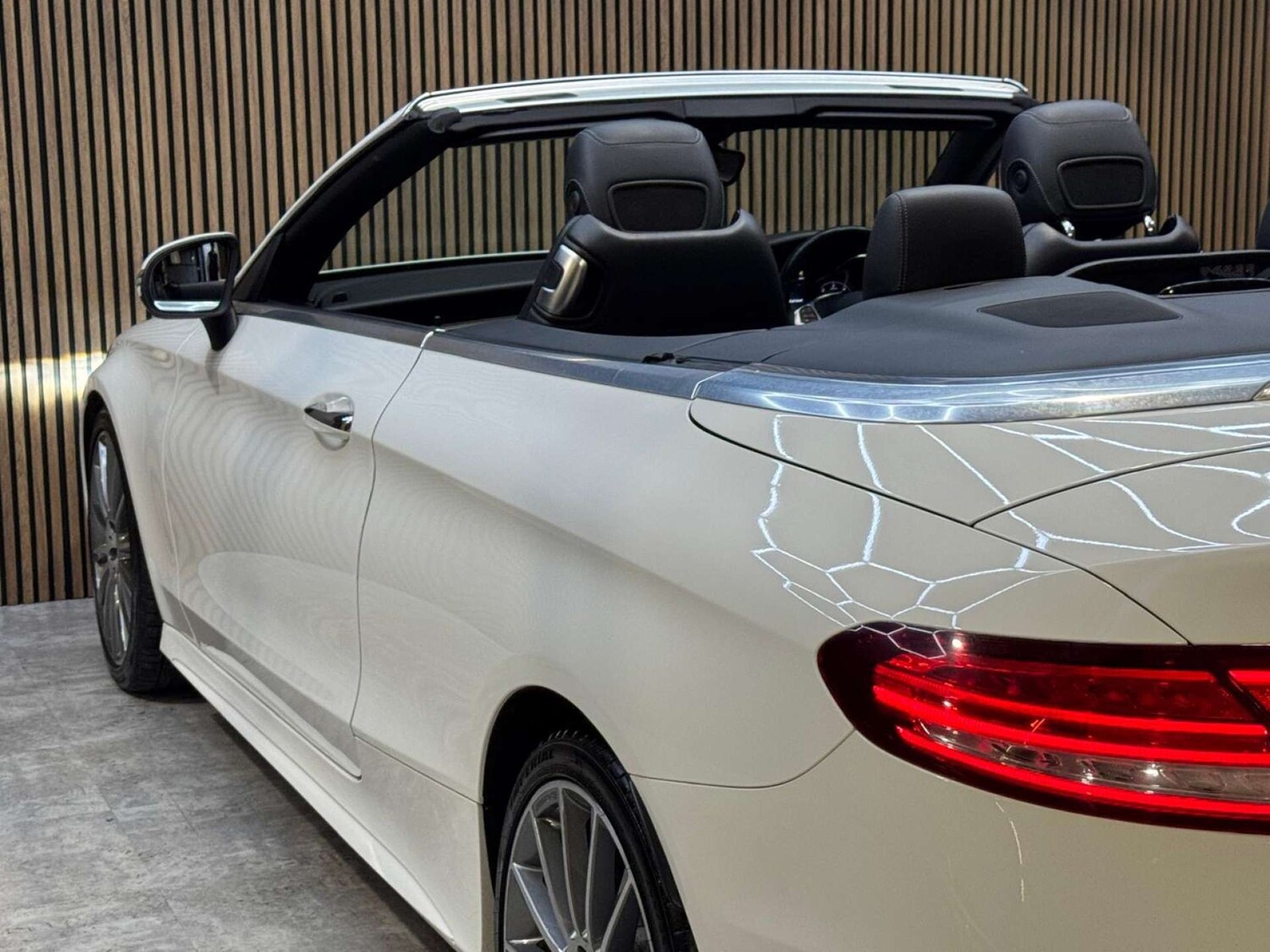 Used Mercedes-Benz C Class 2017 for sale - 77946335: Photo 25