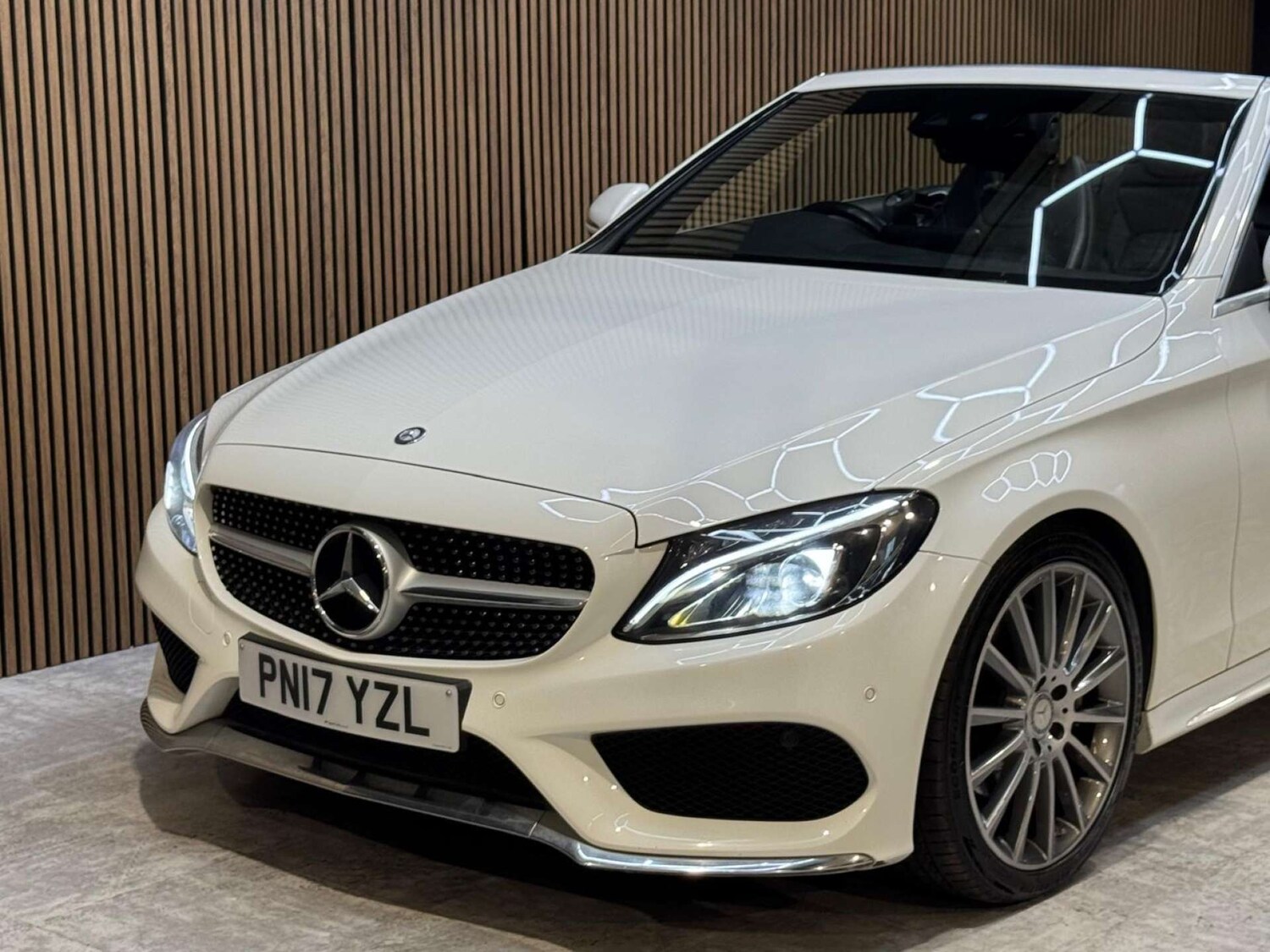 Used Mercedes-Benz C Class 2017 for sale - 77946335: Photo 34