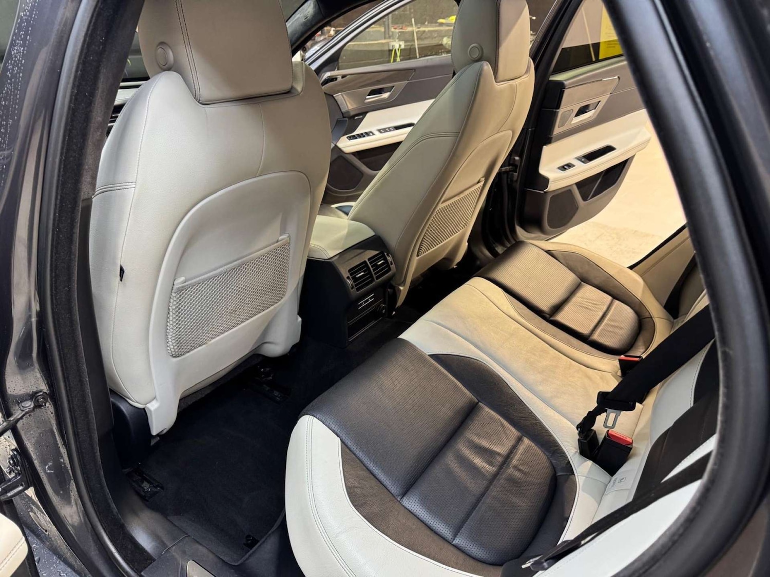 Used Jaguar XF 2018 for sale - 76919174: Photo 24