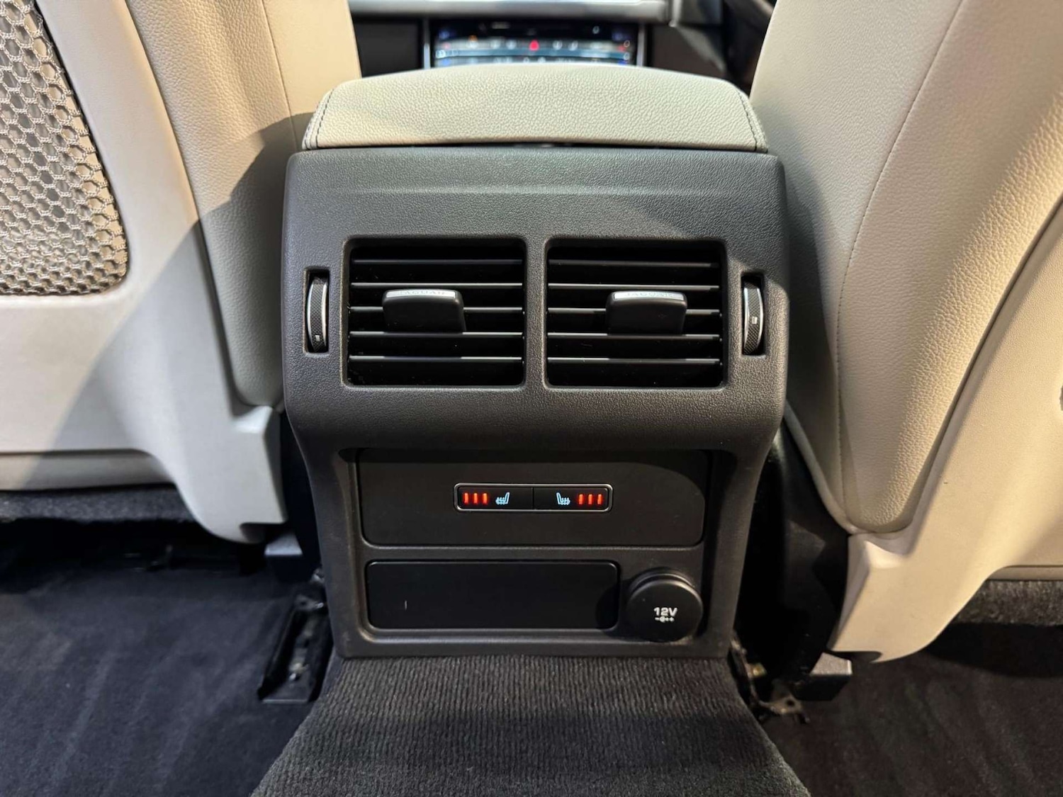 Used Jaguar XF 2018 for sale - 76919174: Photo 27