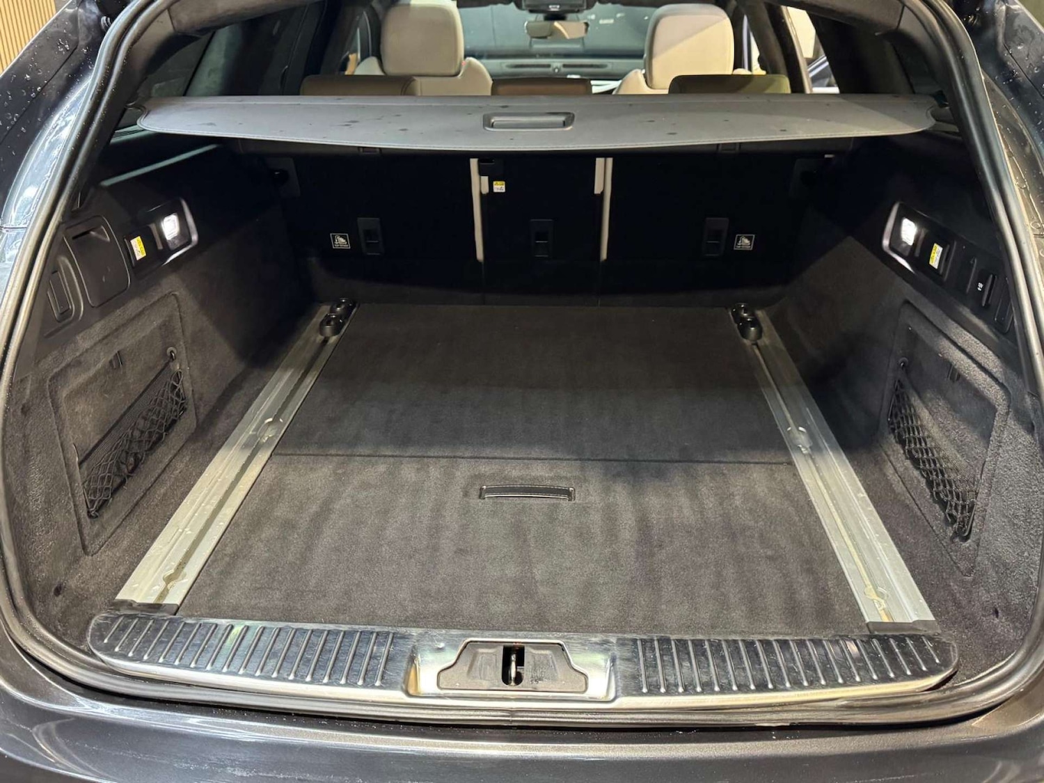 Used Jaguar XF 2018 for sale - 76919174: Photo 35