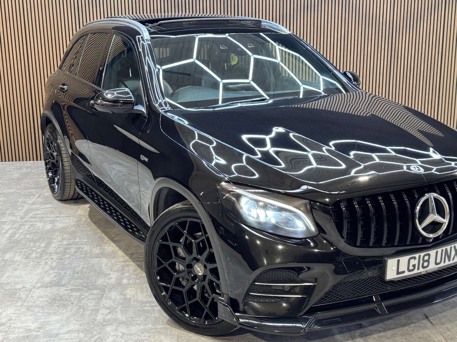 Used Mercedes-Benz GLC 2018 for sale - 77917747: Photo 14