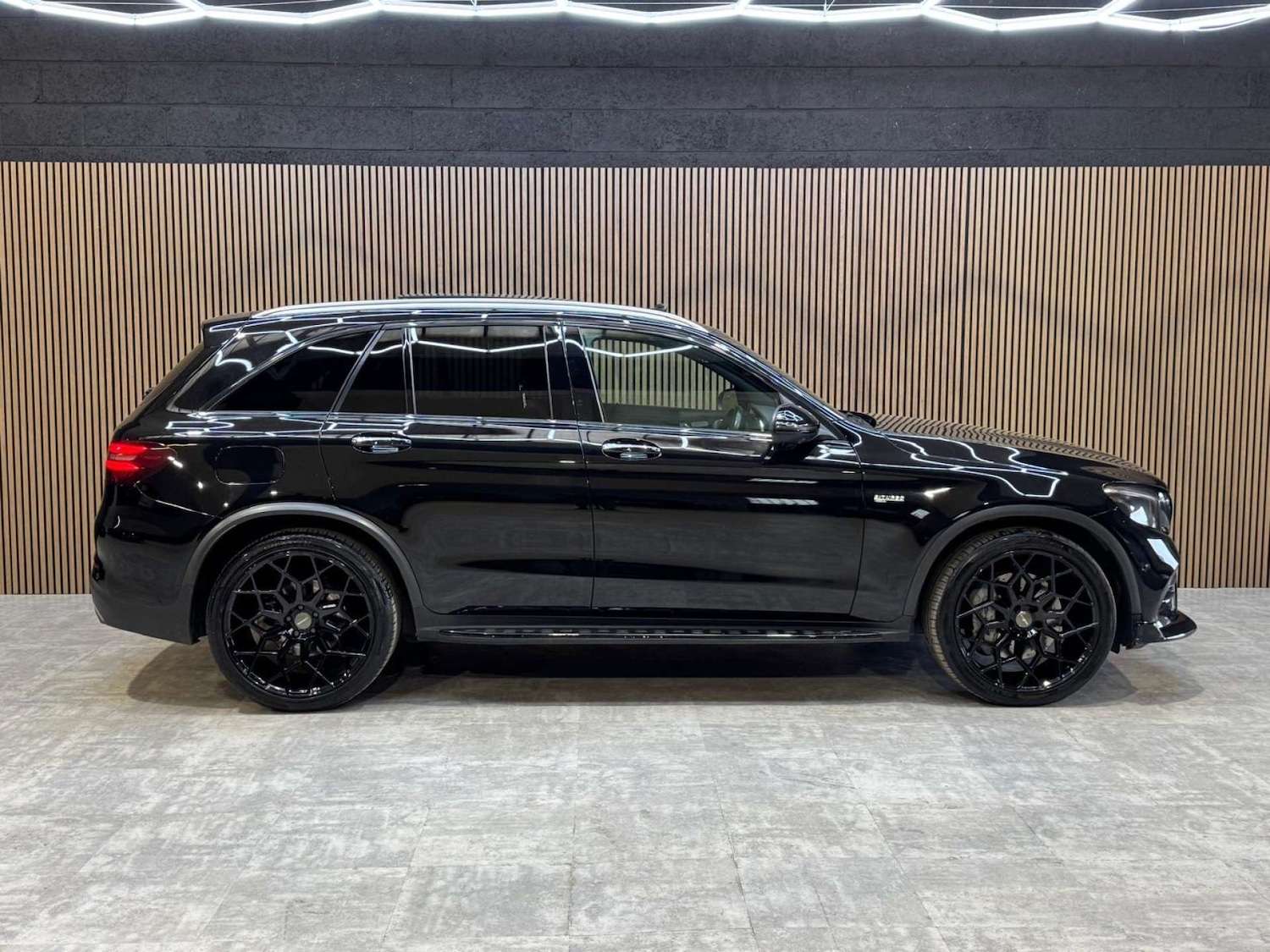 Used Mercedes-Benz GLC 2018 for sale - 77917747: Photo 15