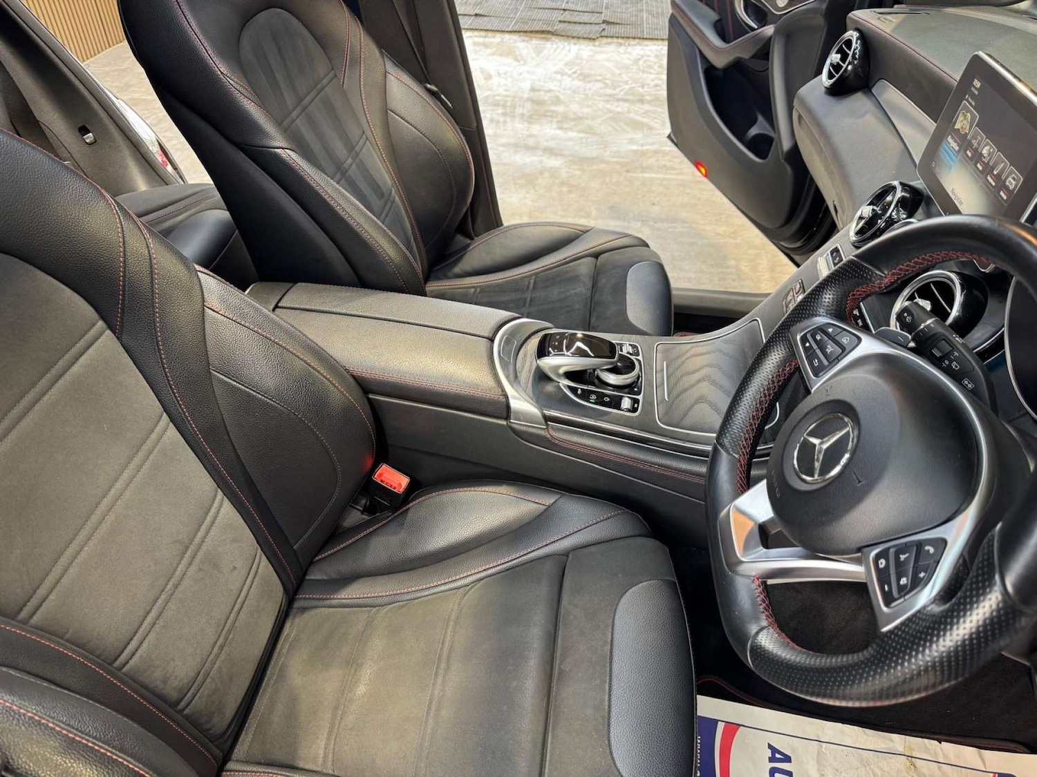 Used Mercedes-Benz GLC 2018 for sale - 77917747: Photo 45