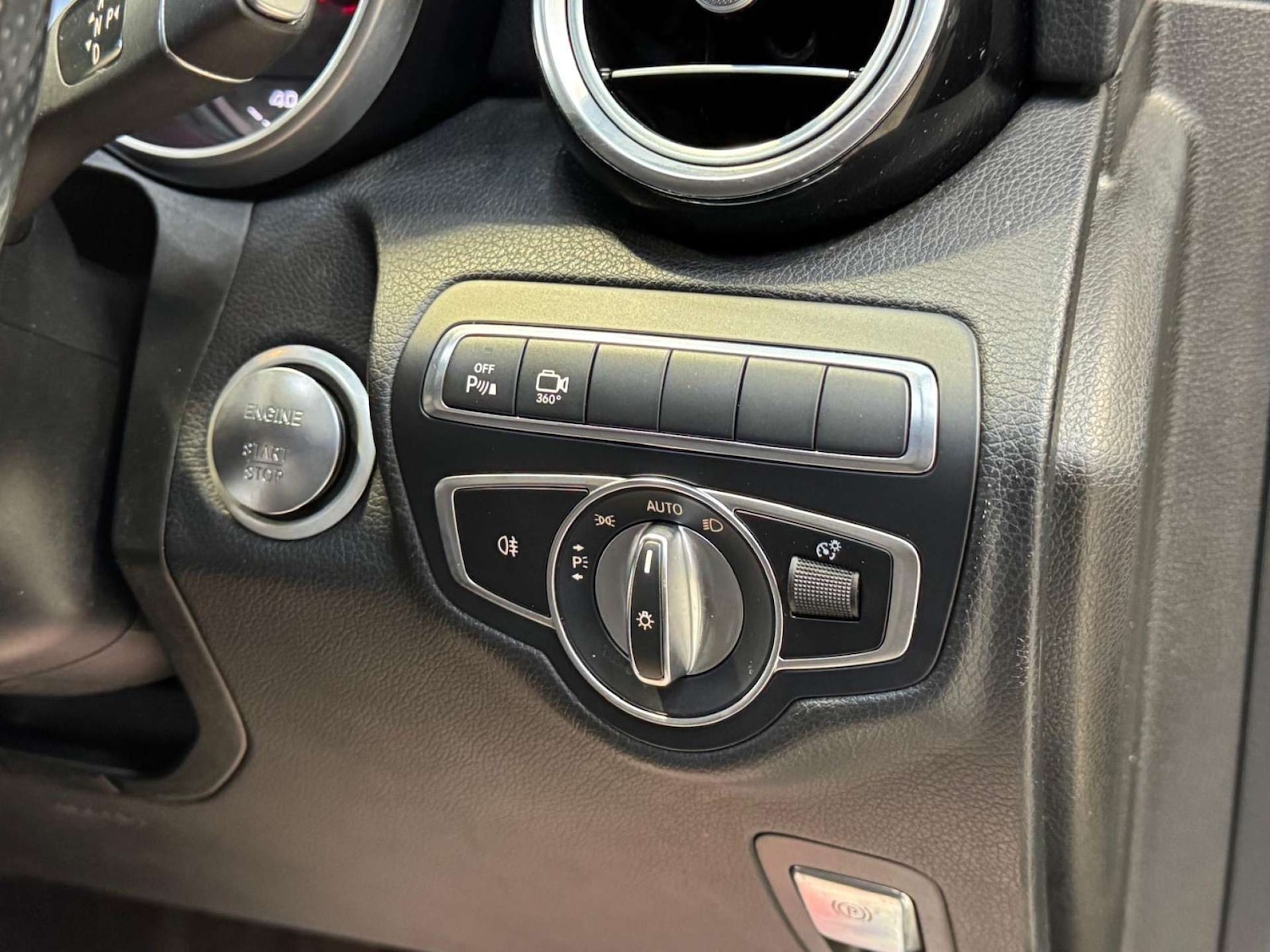 Used Mercedes-Benz GLC 2018 for sale - 77917747: Photo 57