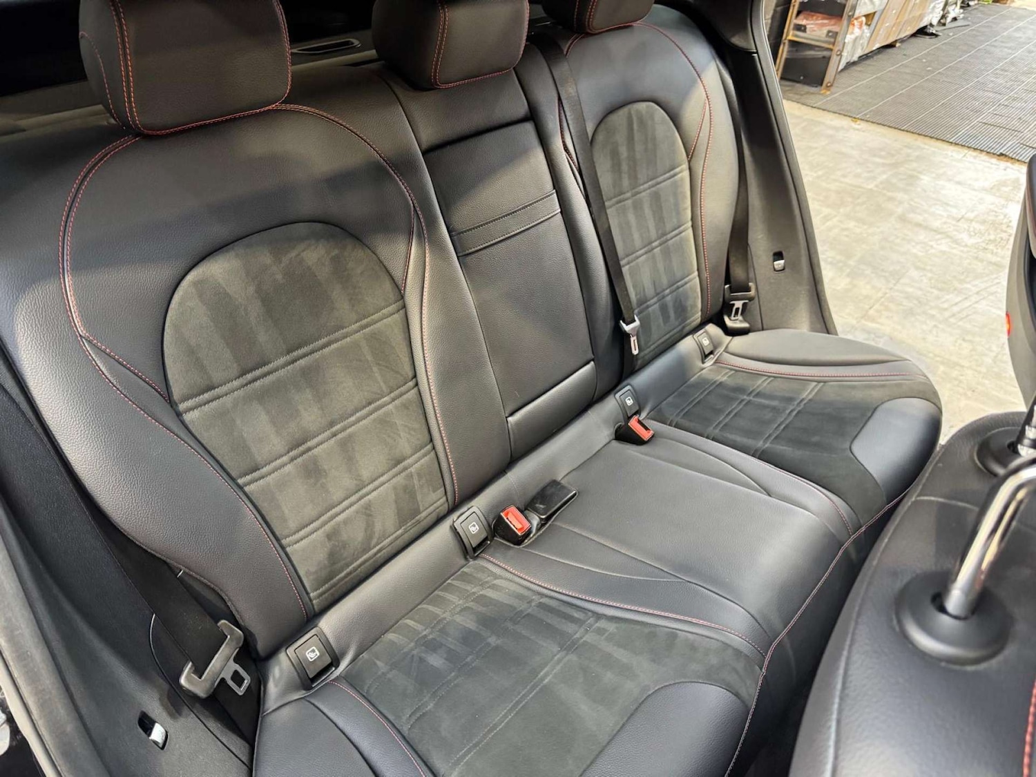 Used Mercedes-Benz GLC 2018 for sale - 77917747: Photo 64