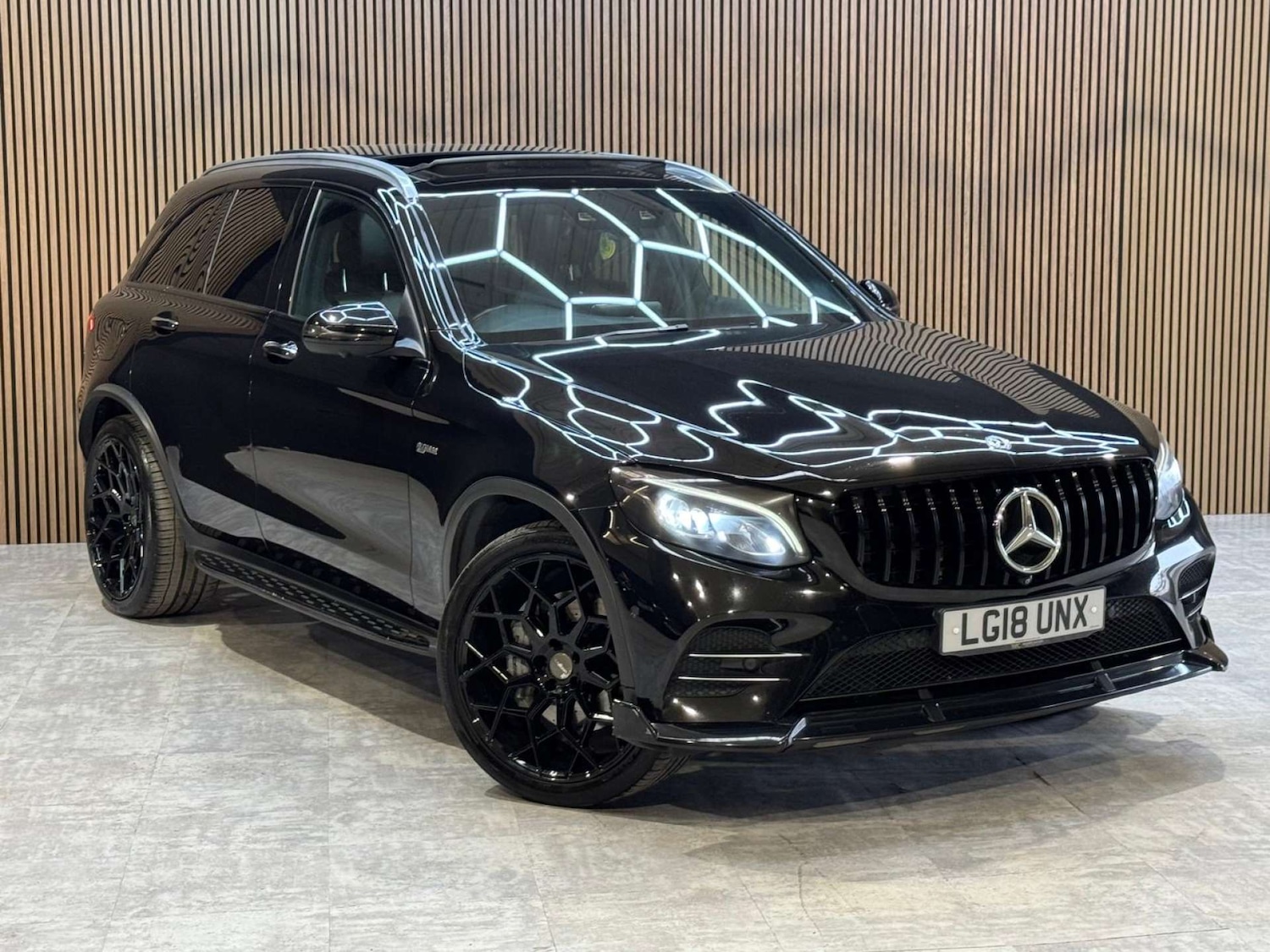 Used Mercedes-Benz GLC 2018 for sale - 77917747: Photo 7