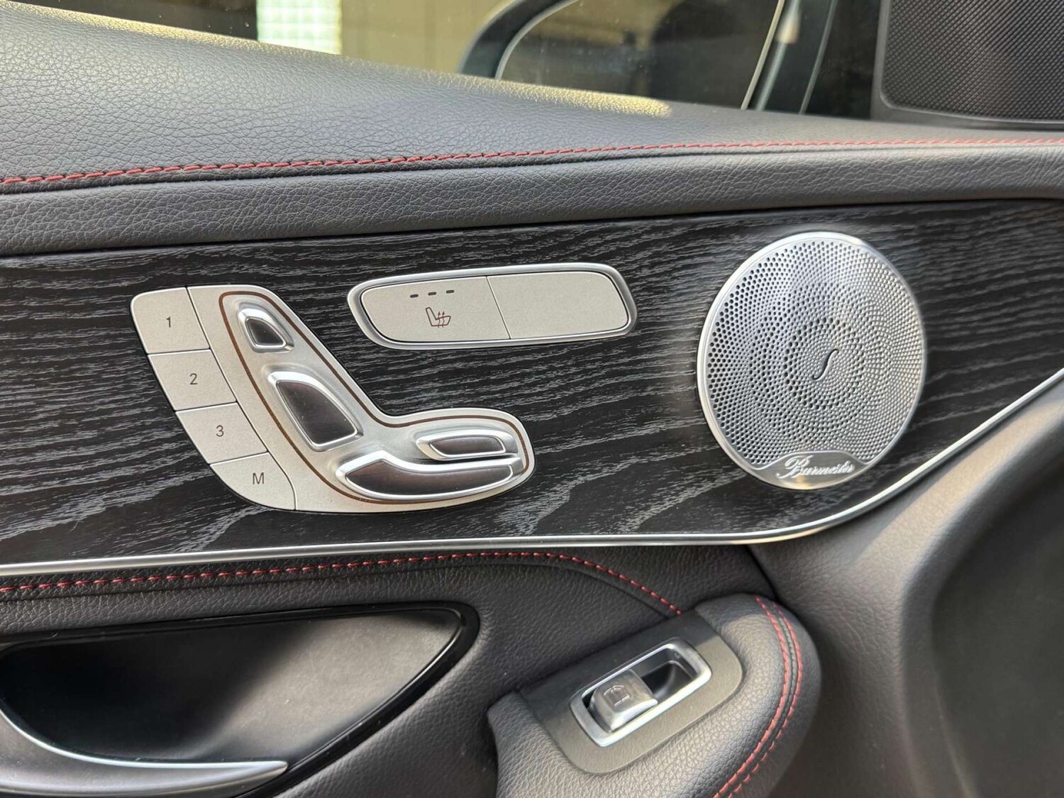 Used Mercedes-Benz GLC 2018 for sale - 77917747: Photo 76