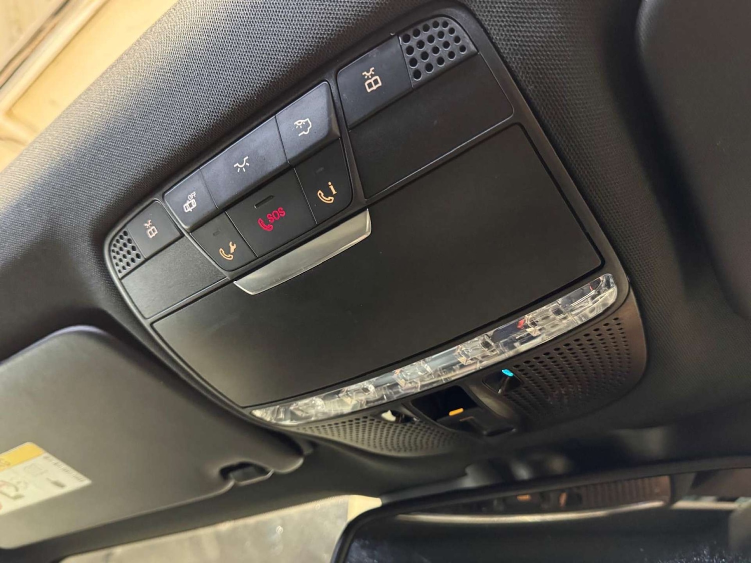 Used Mercedes-Benz GLC 2018 for sale - 77917747: Photo 82