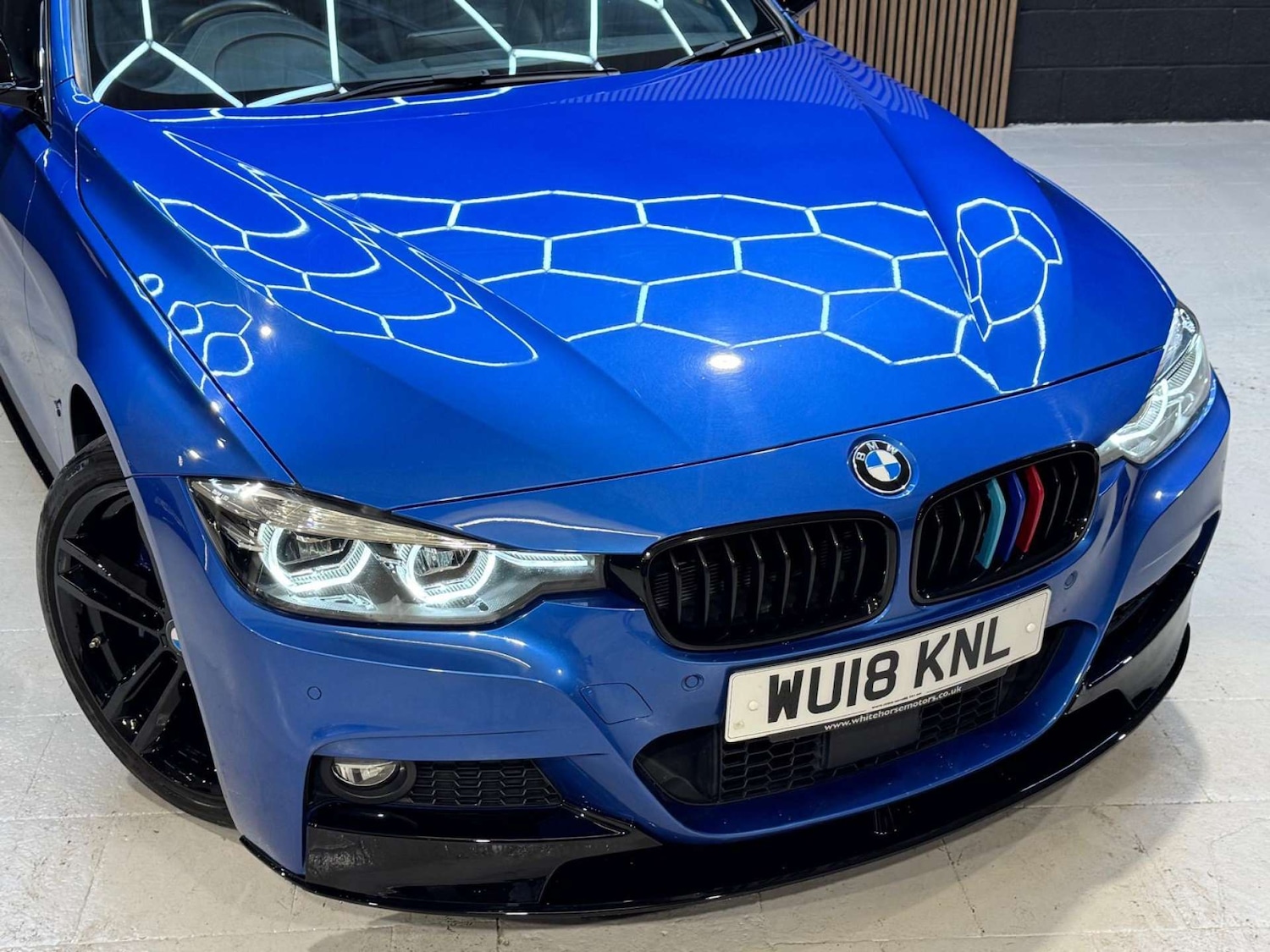 Used BMW 3 Series 2018 for sale - 76693612: Photo 10