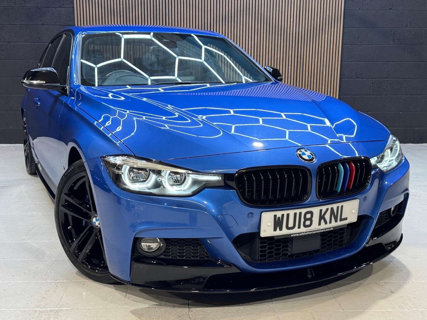 Used BMW 3 Series 2018 for sale - 76693612: Photo 12