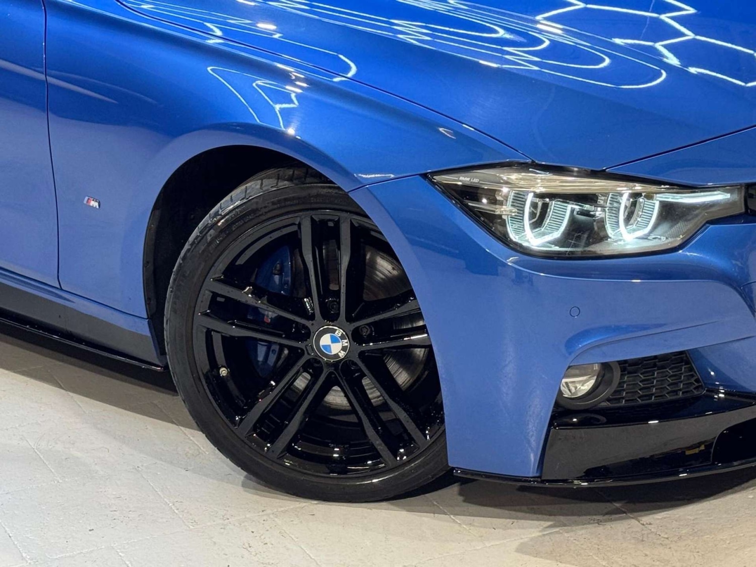 Used BMW 3 Series 2018 for sale - 76693612: Photo 13