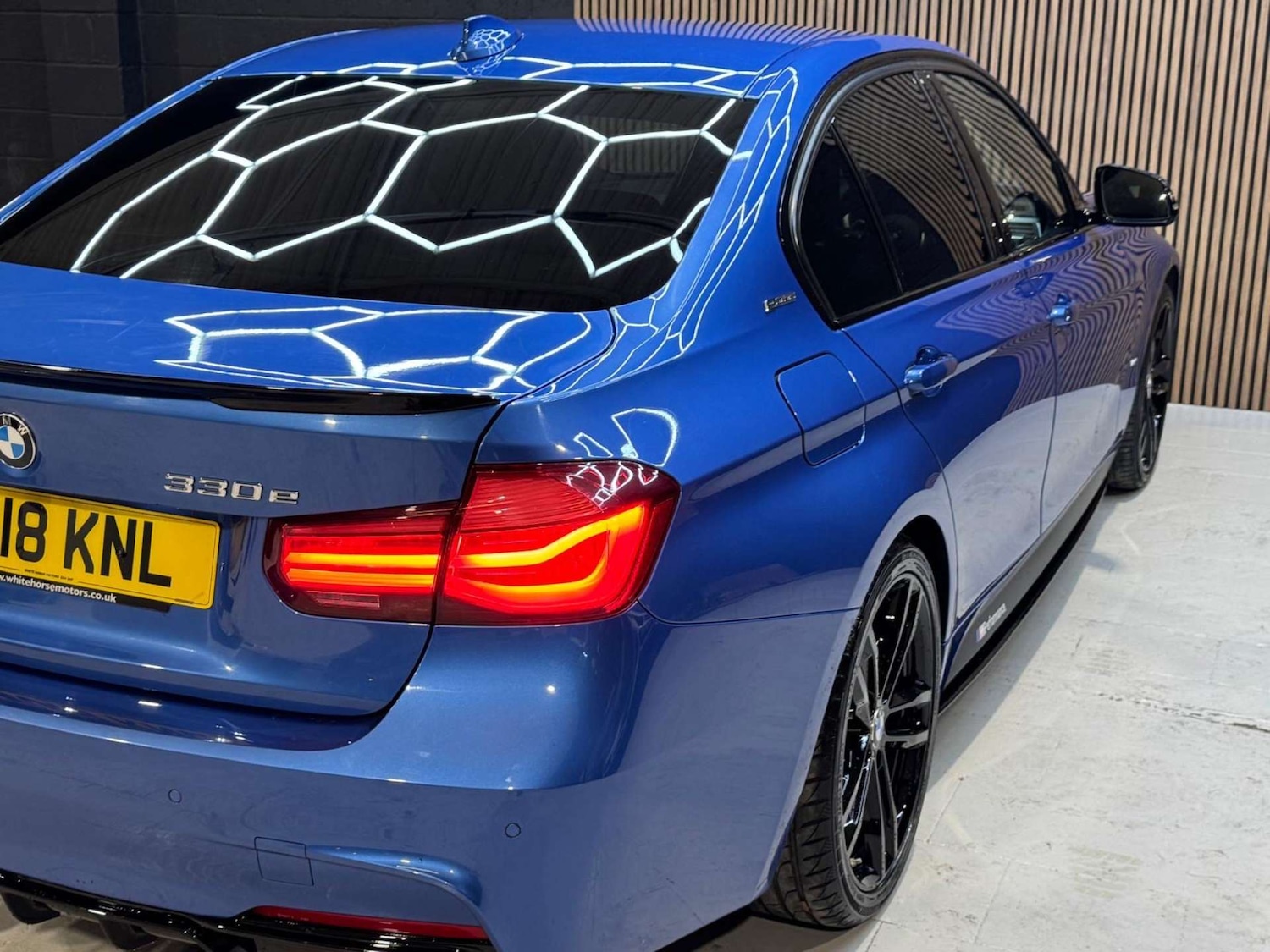 Used BMW 3 Series 2018 for sale - 76693612: Photo 22