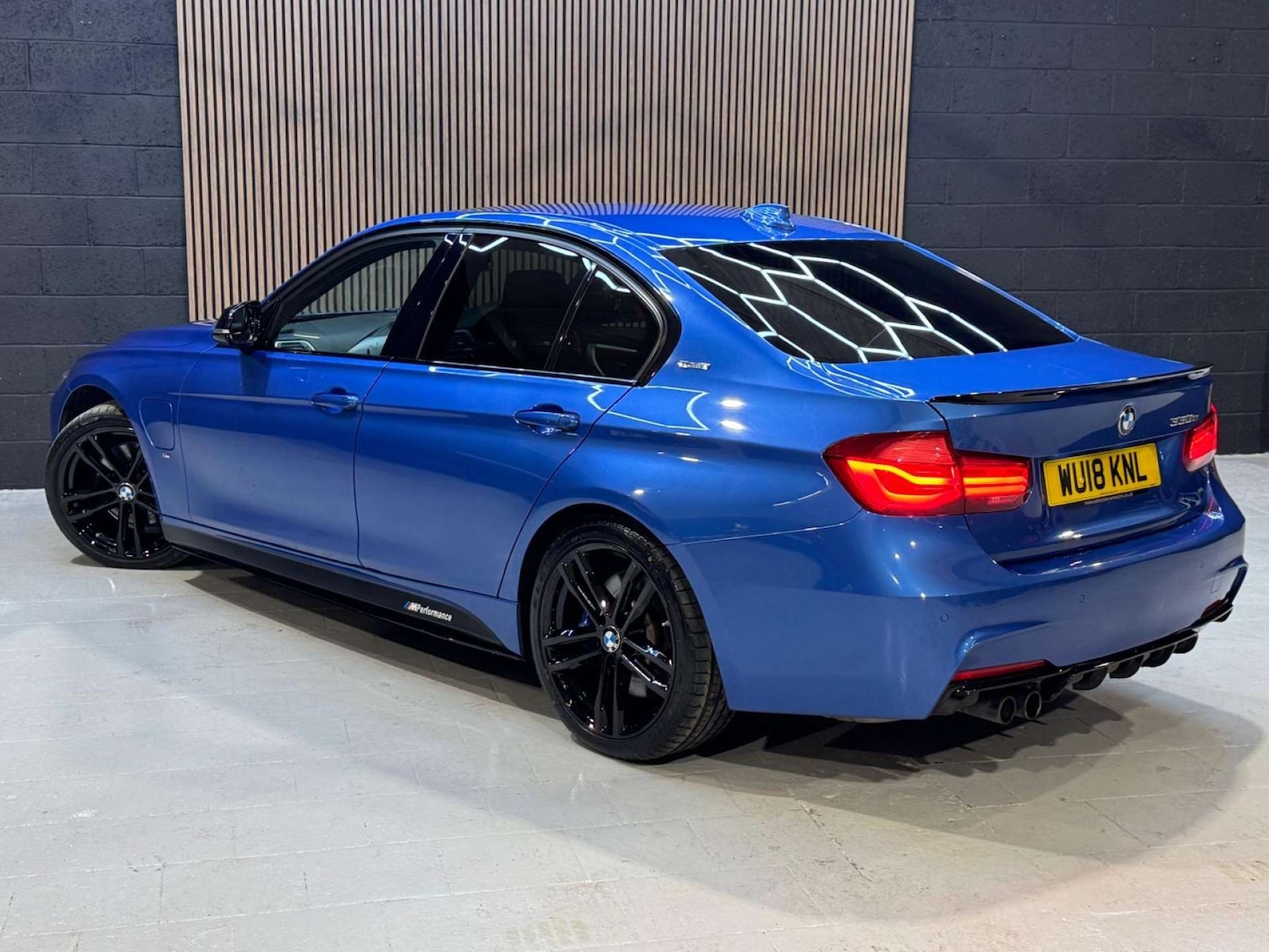 Used BMW 3 Series 2018 for sale - 76693612: Photo 25