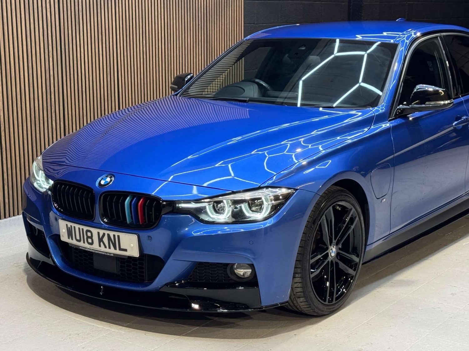 Used BMW 3 Series 2018 for sale - 76693612: Photo 27