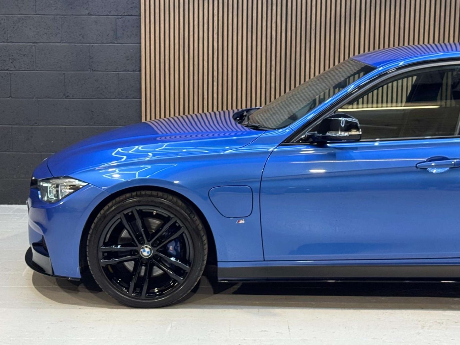 Used BMW 3 Series 2018 for sale - 76693612: Photo 28