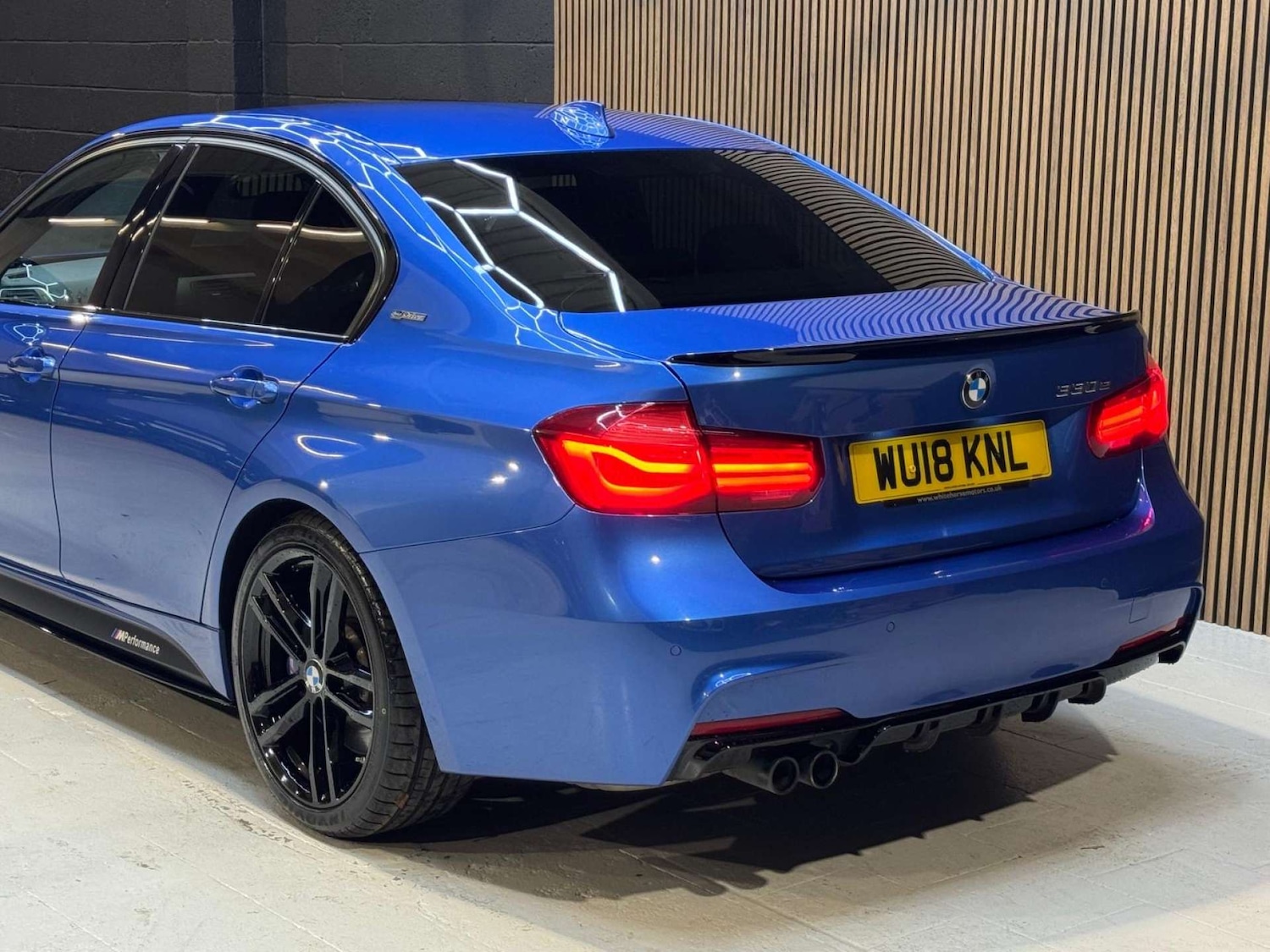 Used BMW 3 Series 2018 for sale - 76693612: Photo 31