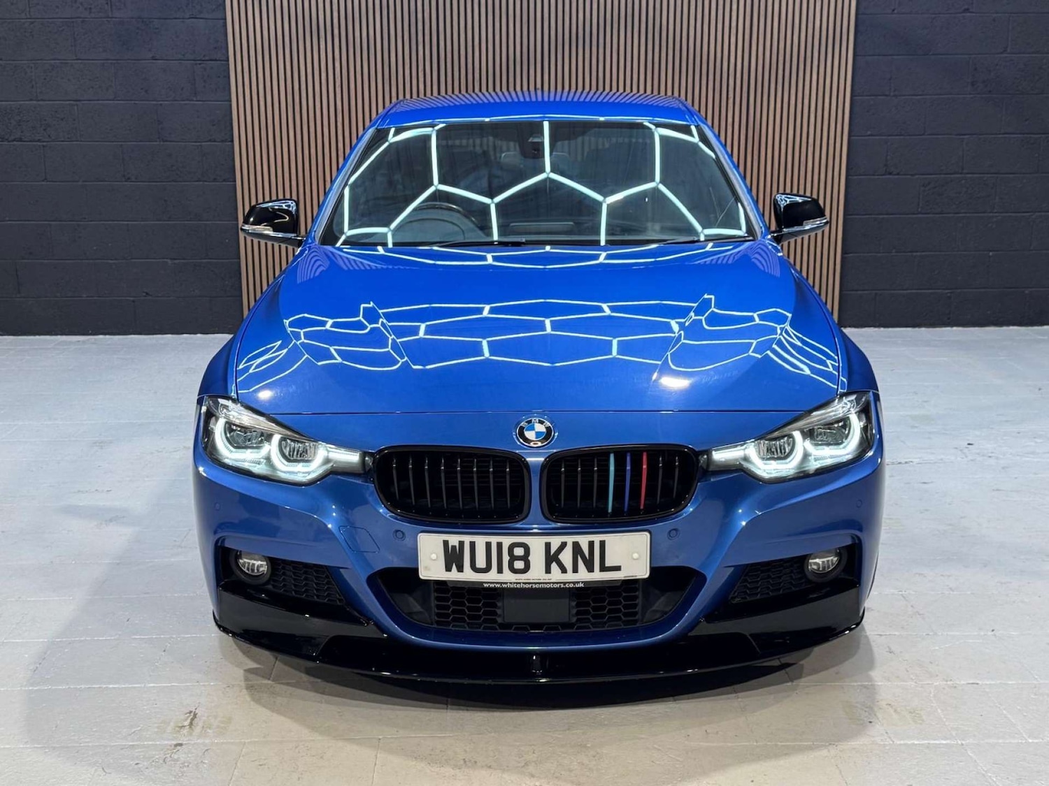 Used BMW 3 Series 2018 for sale - 76693612: Photo 32