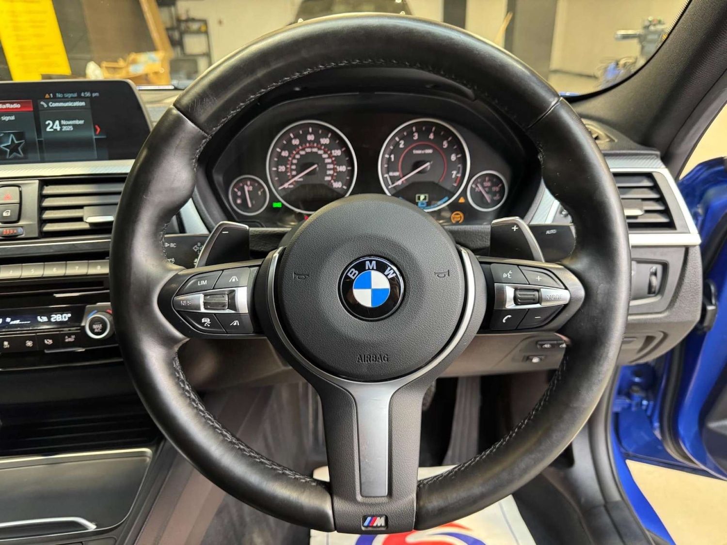 Used BMW 3 Series 2018 for sale - 76693612: Photo 38
