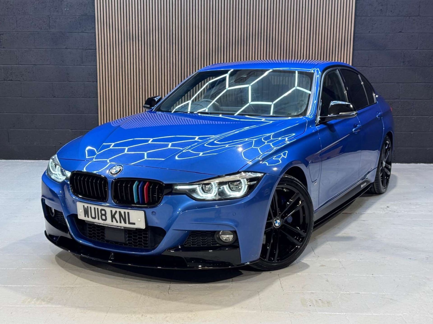 Used BMW 3 Series 2018 for sale - 76693612: Photo 4