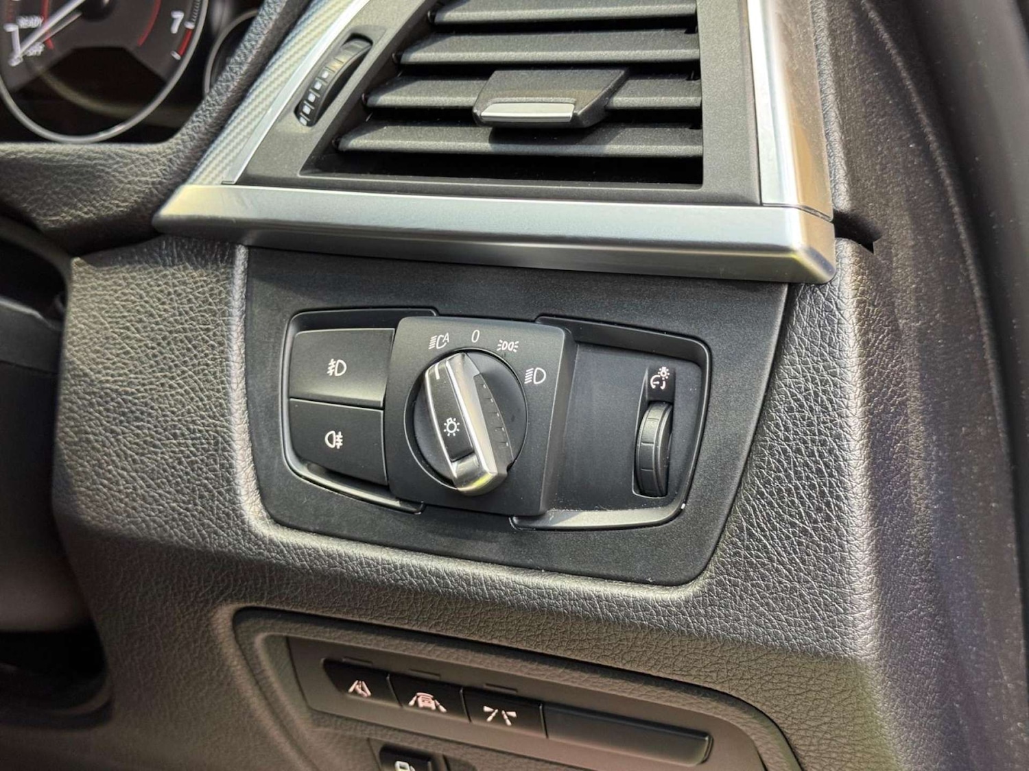 Used BMW 3 Series 2018 for sale - 76693612: Photo 50