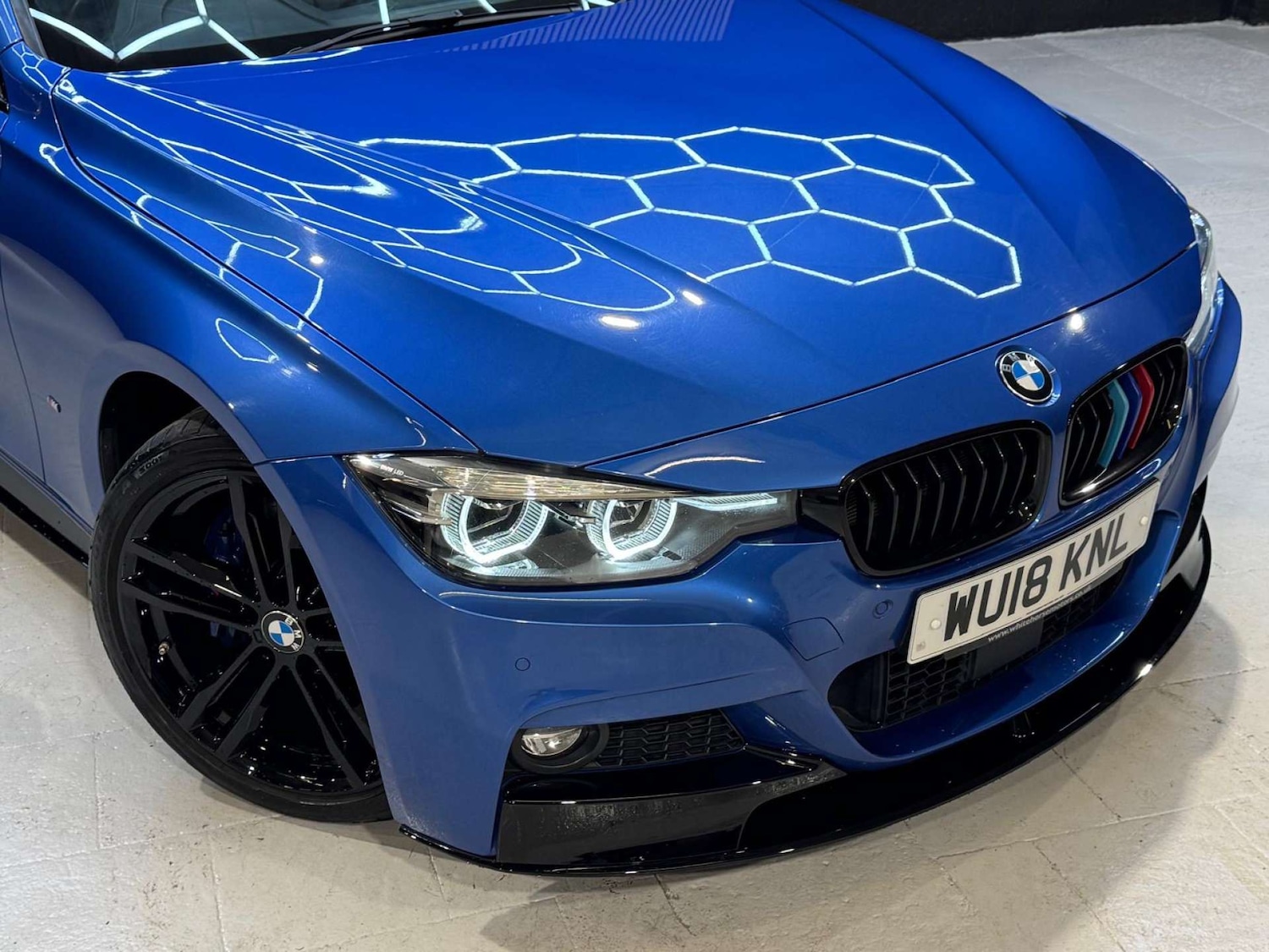 Used BMW 3 Series 2018 for sale - 76693612: Photo 8