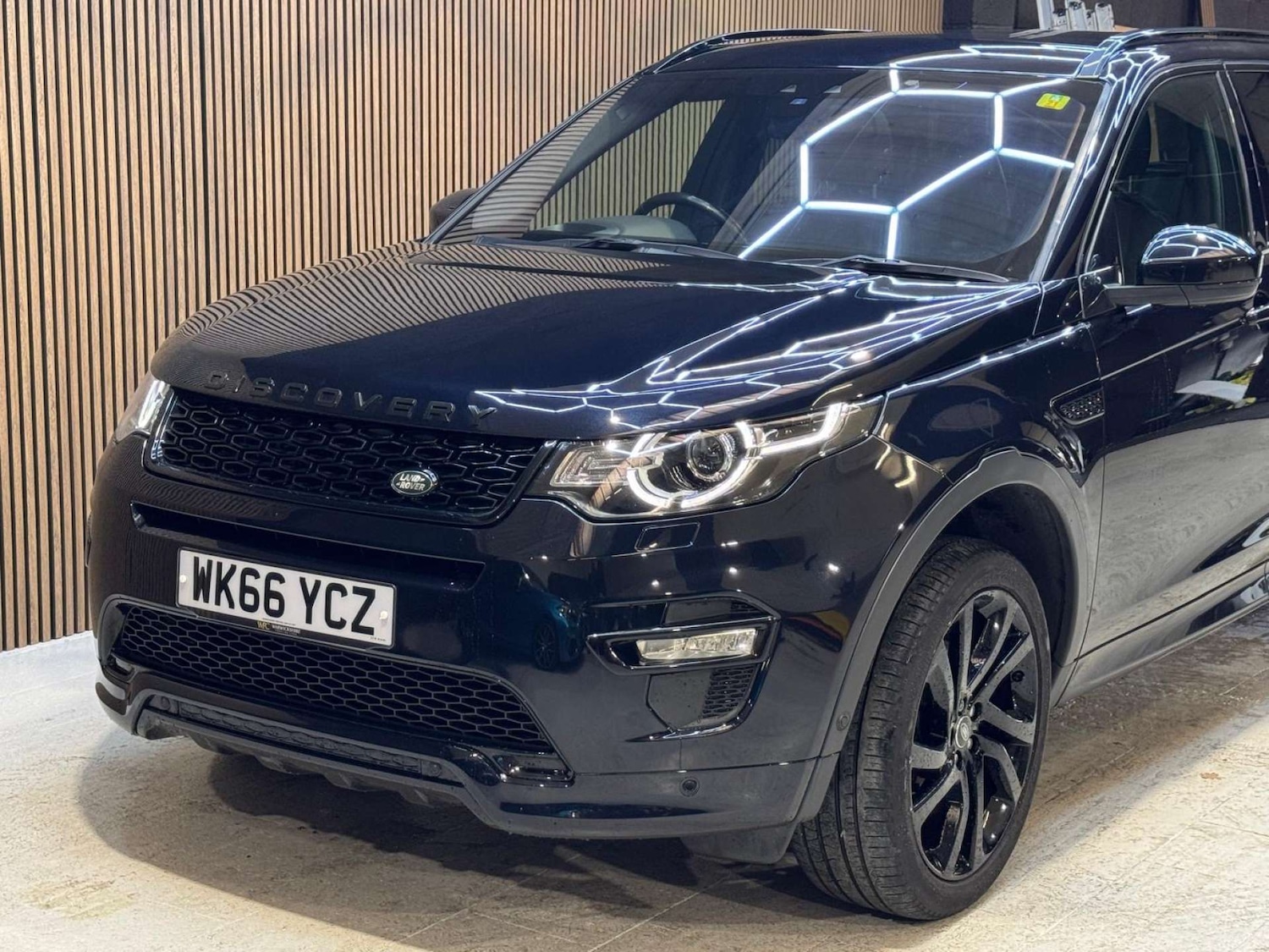 Used Land Rover Discovery Sport 2016 for sale - 76961802: Photo 21