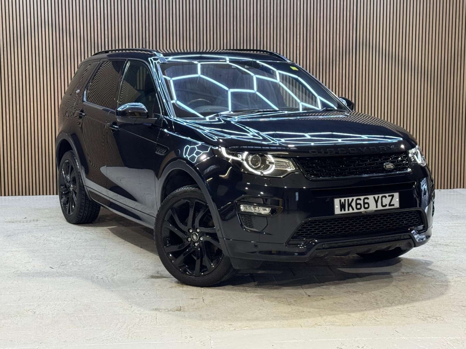 Used Land Rover Discovery Sport 2016 for sale - 76961802: Photo 22