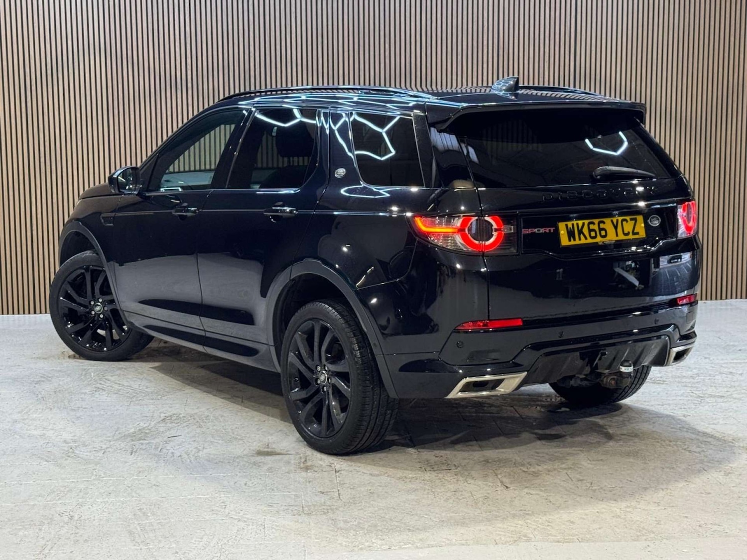 Used Land Rover Discovery Sport 2016 for sale - 76961802: Photo 26