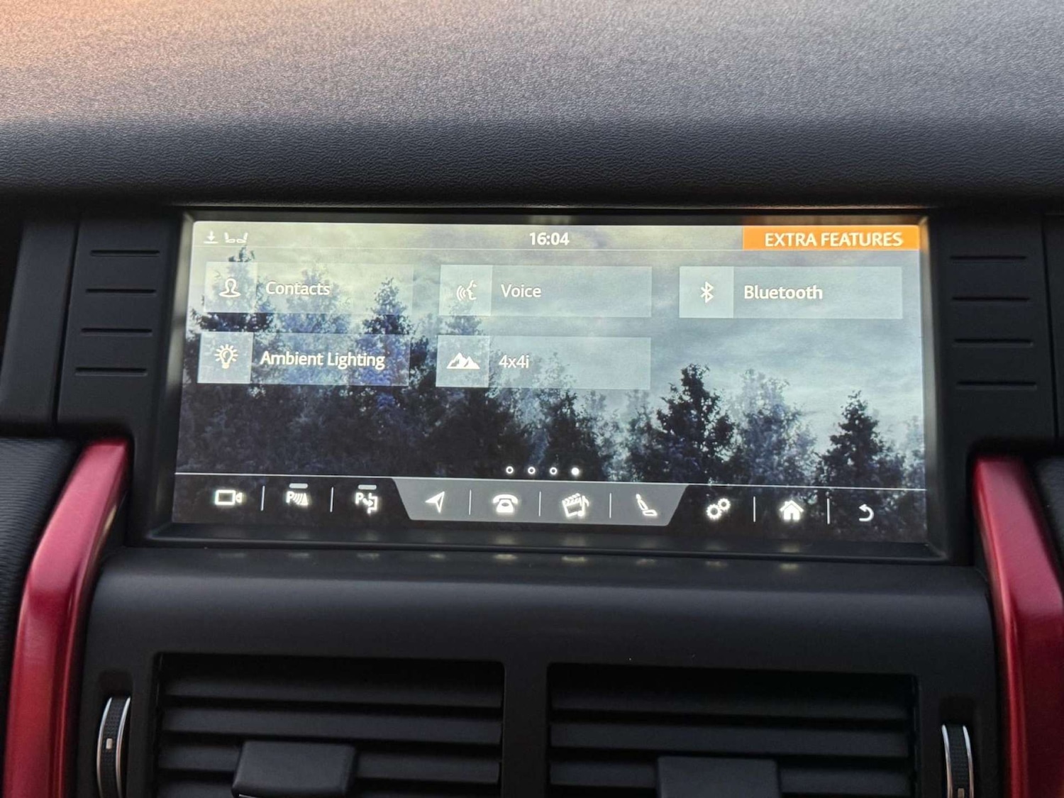 Used Land Rover Discovery Sport 2016 for sale - 76961802: Photo 45