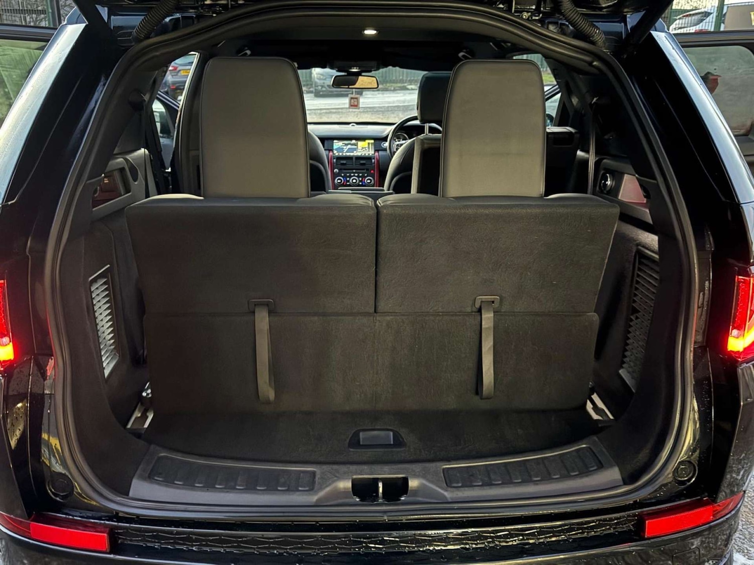 Used Land Rover Discovery Sport 2016 for sale - 76961802: Photo 75