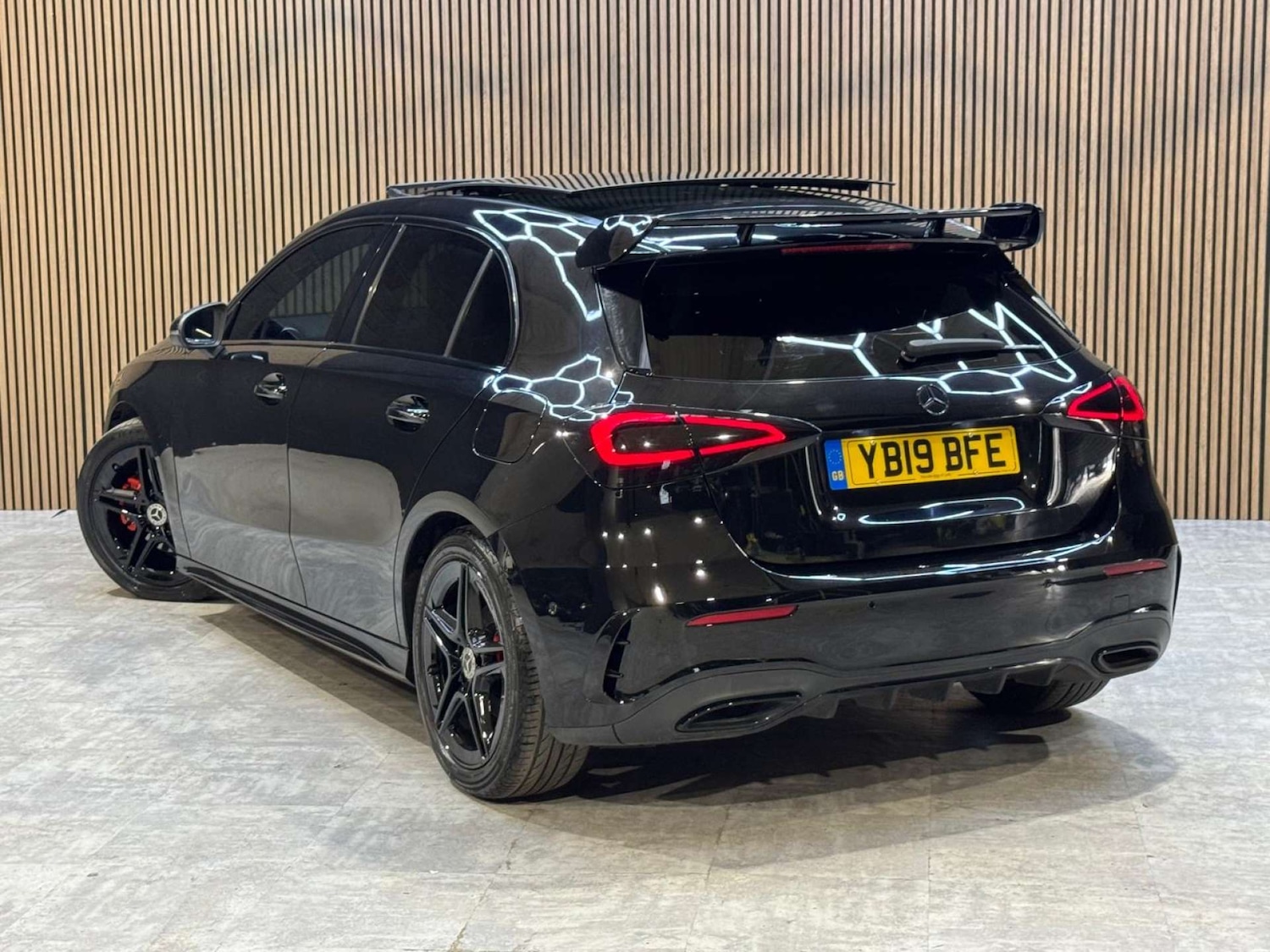 Used Mercedes-Benz A-Class 2019 for sale - 77990076: Photo 5