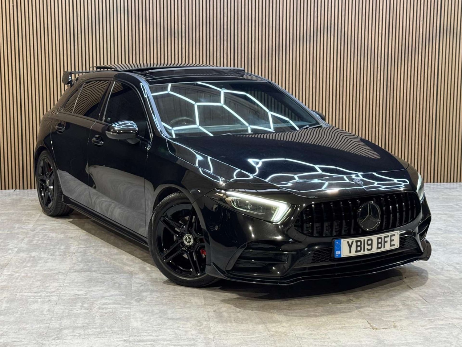 Used Mercedes-Benz A-Class 2019 for sale - 77990076: Photo 7