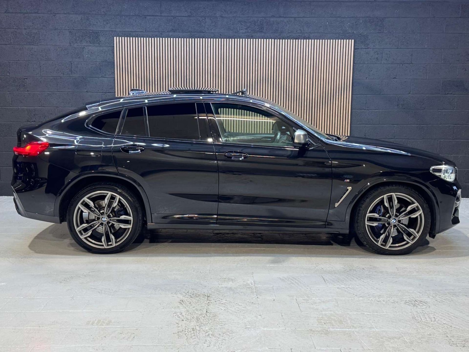 Used BMW X4 2018 for sale - 76693596: Photo 14