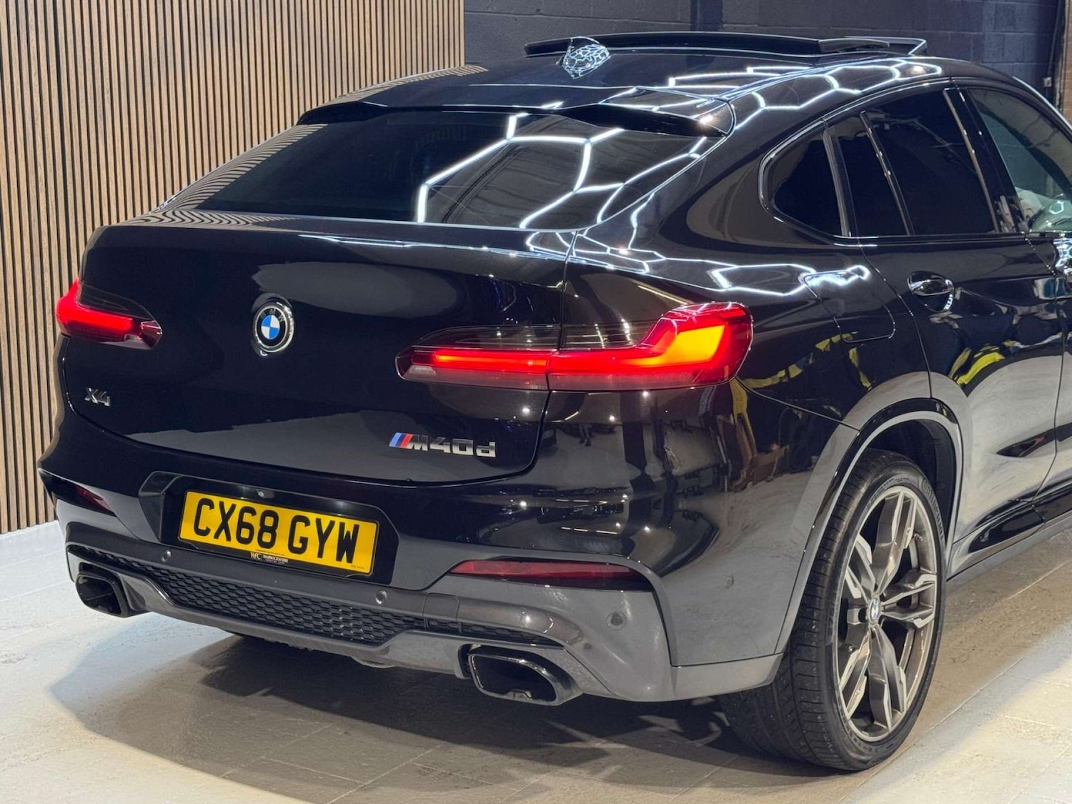 Used BMW X4 2018 for sale - 76693596: Photo 15