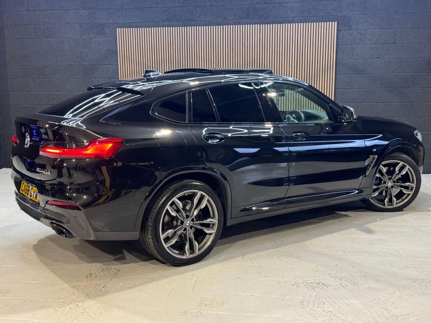 Used BMW X4 2018 for sale - 76693596: Photo 18