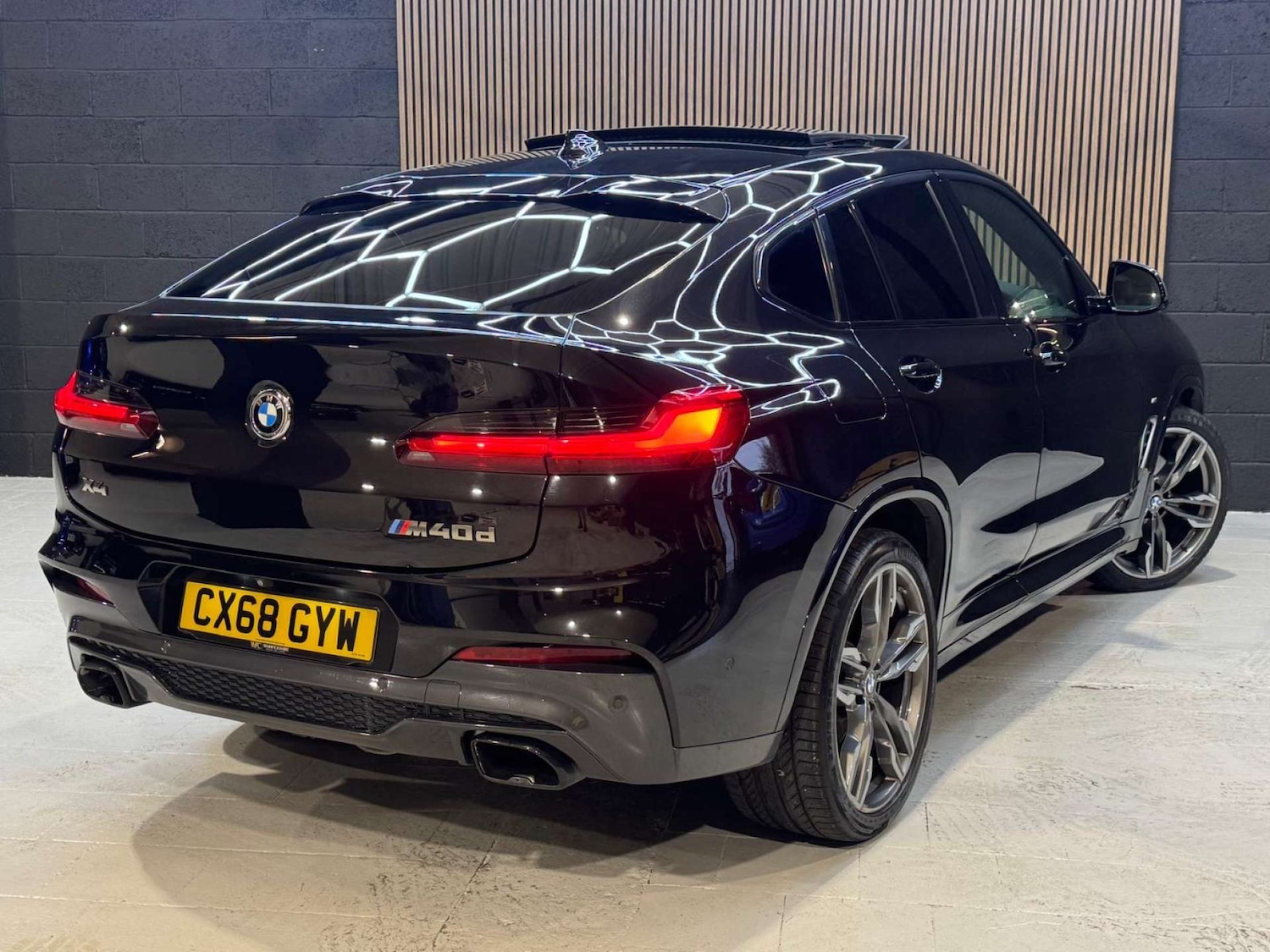 Used BMW X4 2018 for sale - 76693596: Photo 19
