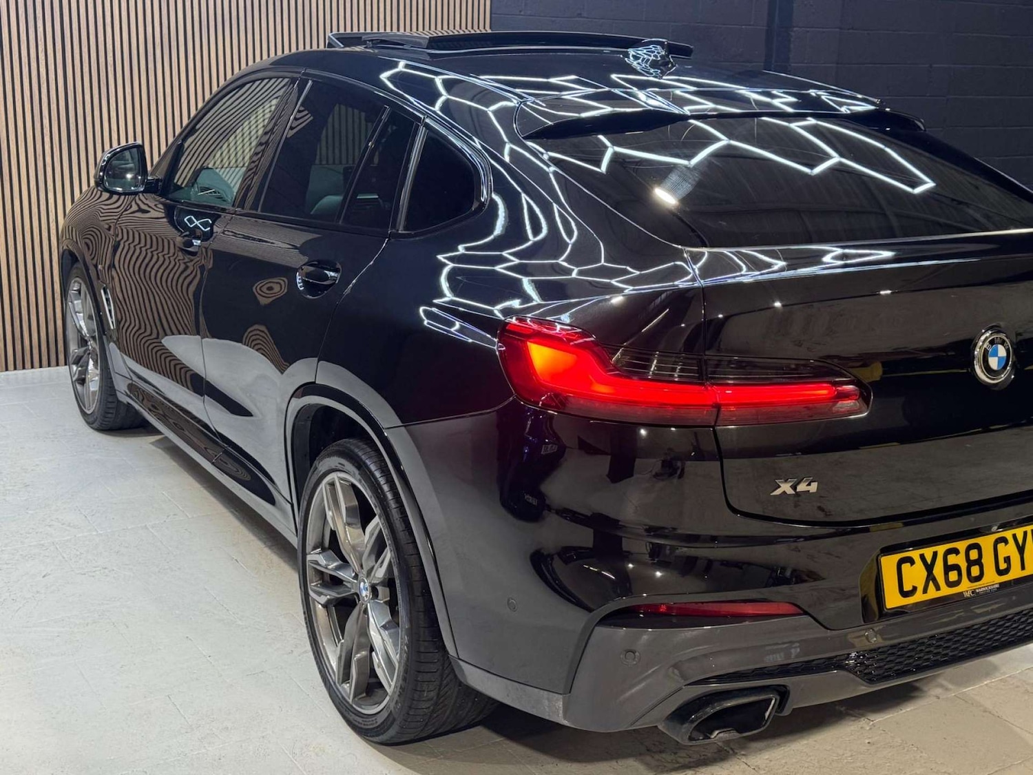 Used BMW X4 2018 for sale - 76693596: Photo 21